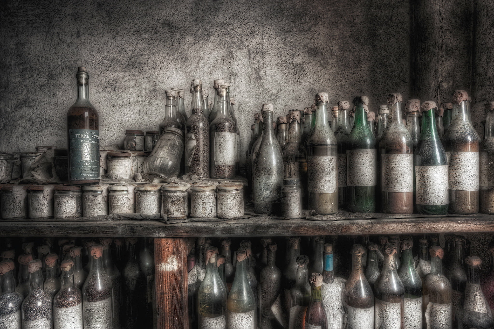 old, bottle, metal, workshop, work tool, abundance, indoors, container, 1080P, still life, wall - building feature, large group of objects, variation, HD Wallpaper