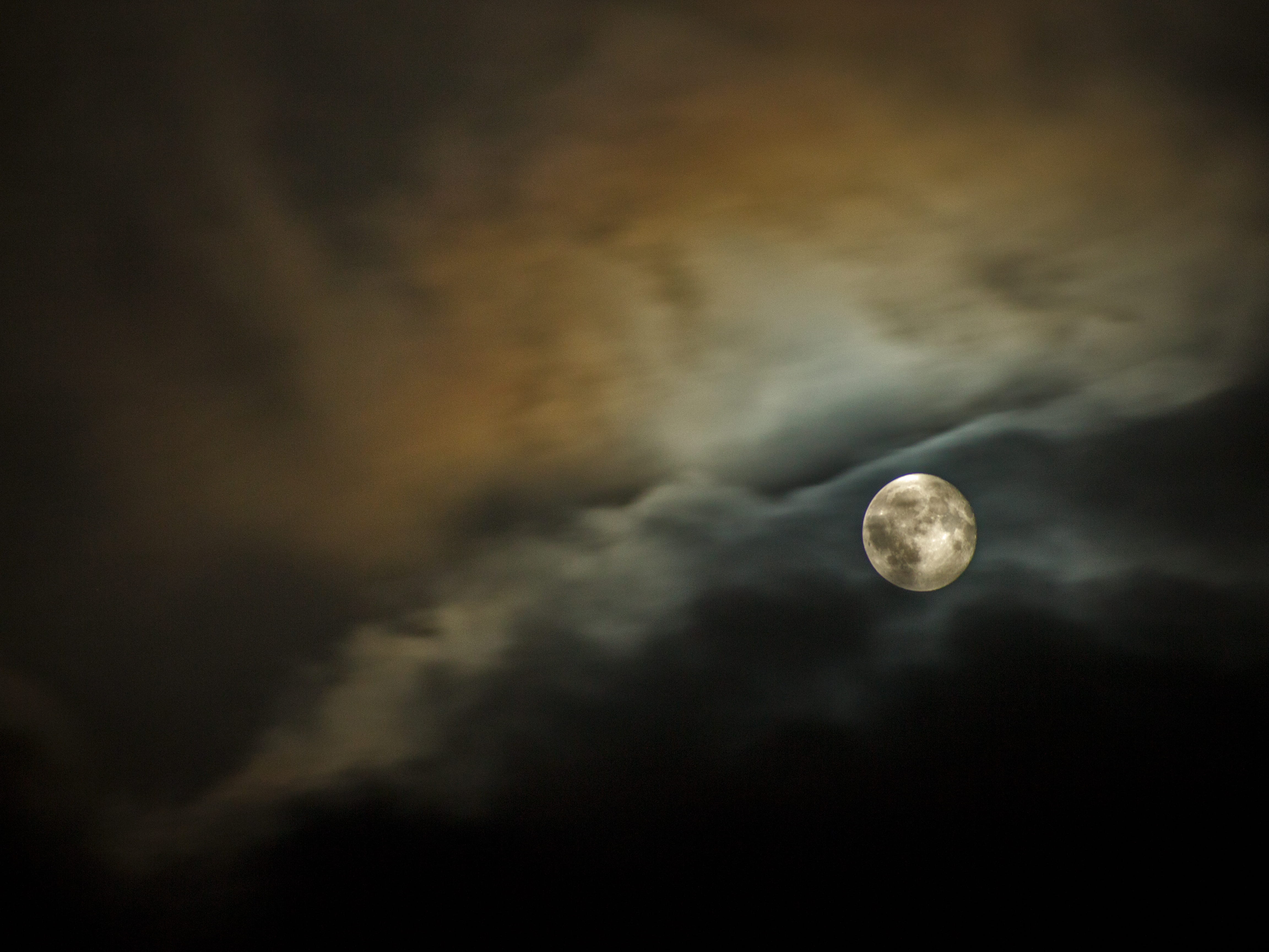 nature, backgrounds, planetary Moon, cloudscape, no people, cloud - Sky, cloud, moon Surface, silhouette, eclipse, moonlight, tranquility, tranquil scene, HD Wallpaper