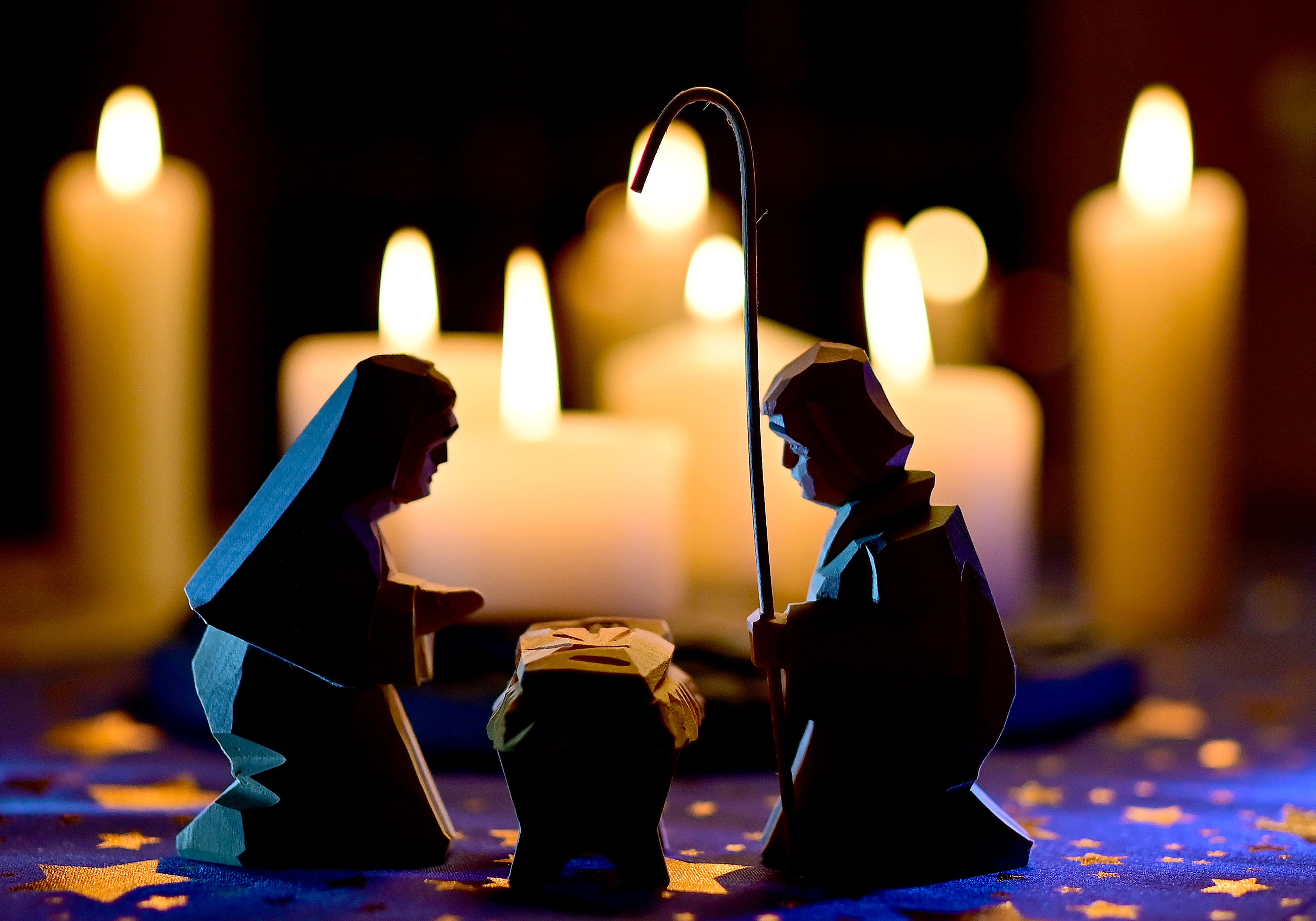 focus on foreground, burning, christmas, figurine, nativity scene, indoors, human representation, celebration, flame, fire, illuminated, religion, candle, HD Wallpaper