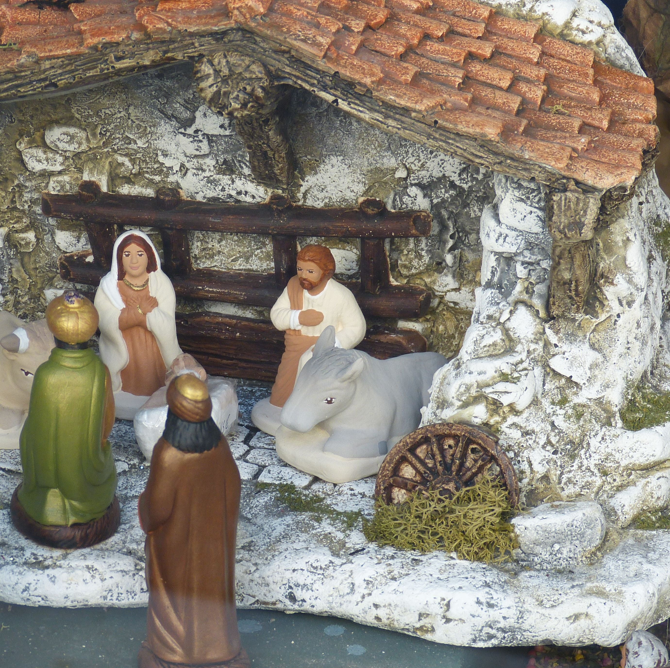 architecture, christmas time, santon, arts crafts, male likeness, sound, human representation, figurine, craft, day, no people, statue, mary and joseph, HD Wallpaper