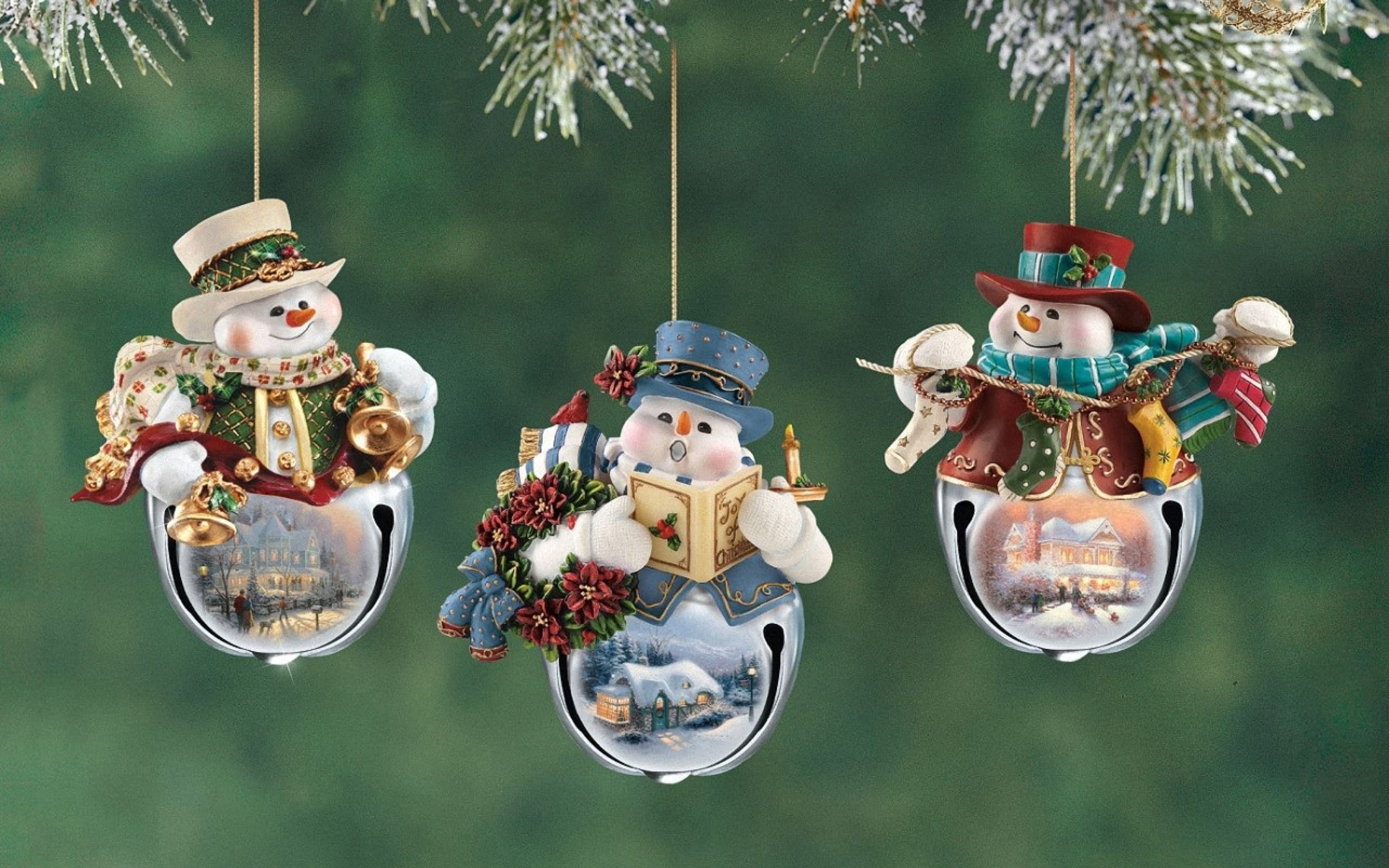 man, shiny, christmas Decoration, gift, red, symbol, toy, snowman, humor, year, christmas Tree, snow, fun, no people, Kincaid, male likeness, celebration, HD Wallpaper