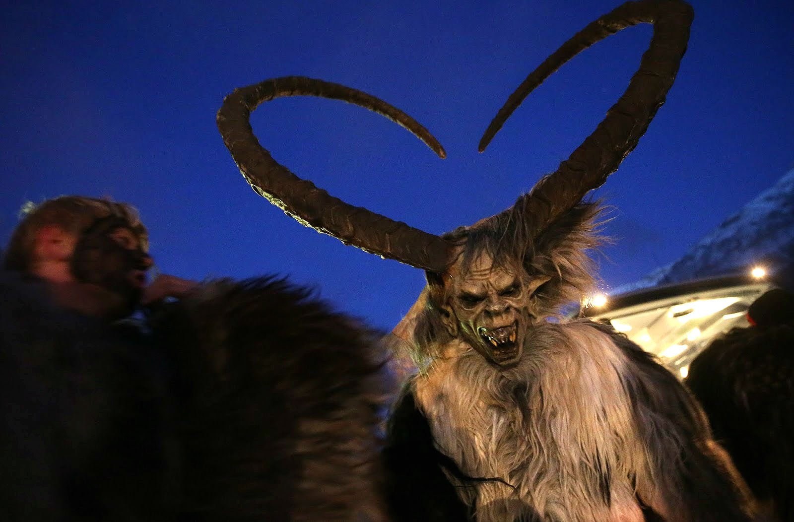 720P, animal wildlife, domestic animals, Krampus, monster, one animal, animal body part, sky, day, animal imitation, focus on foreground, demon, antler, HD Wallpaper