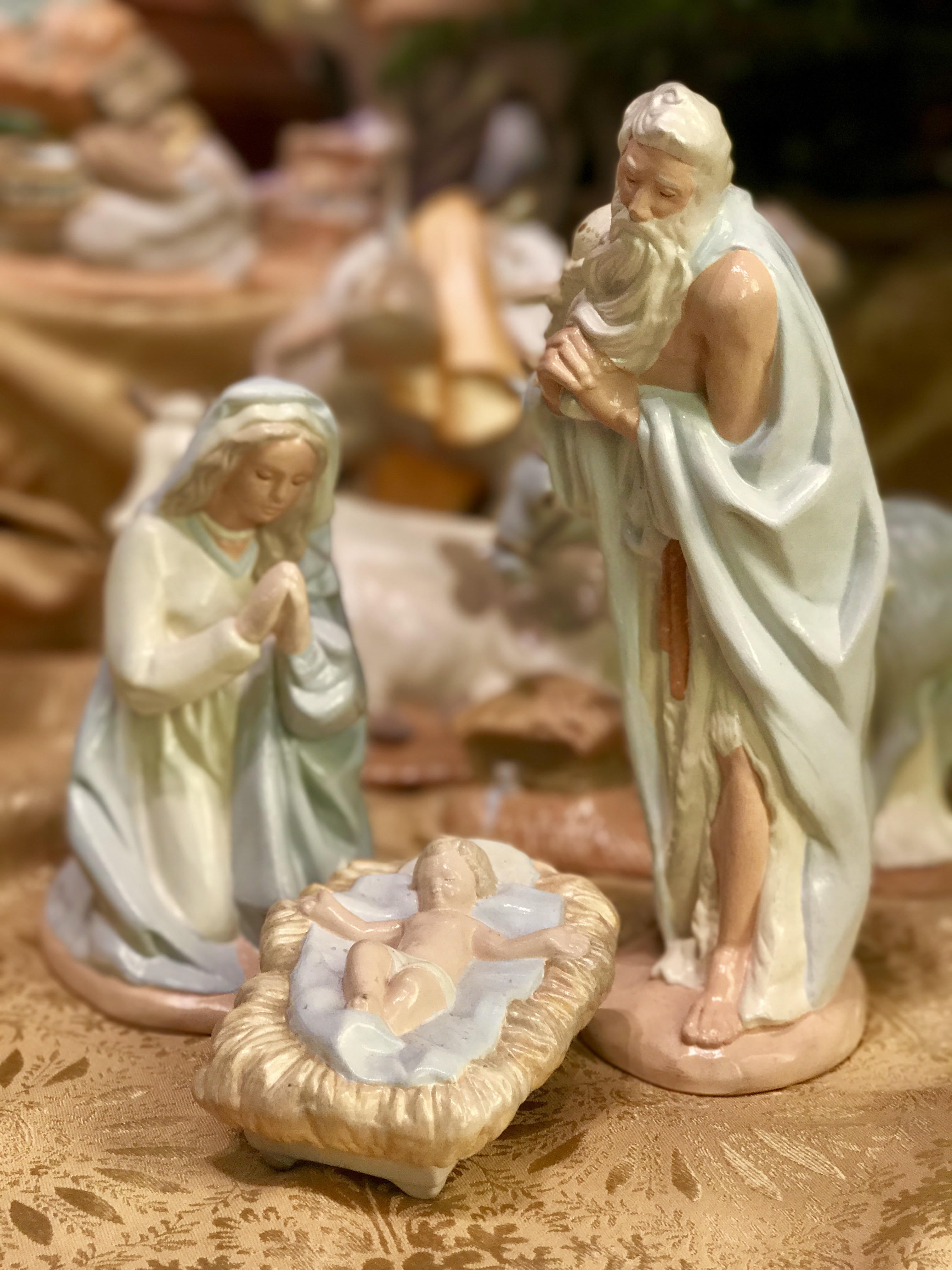 holy, day, craft, nativity scene, sculpture, belief, close-up, christmas nativity, holy family, joseph, creativity, spirituality, december, mary, statue, Phone HD Wallpaper