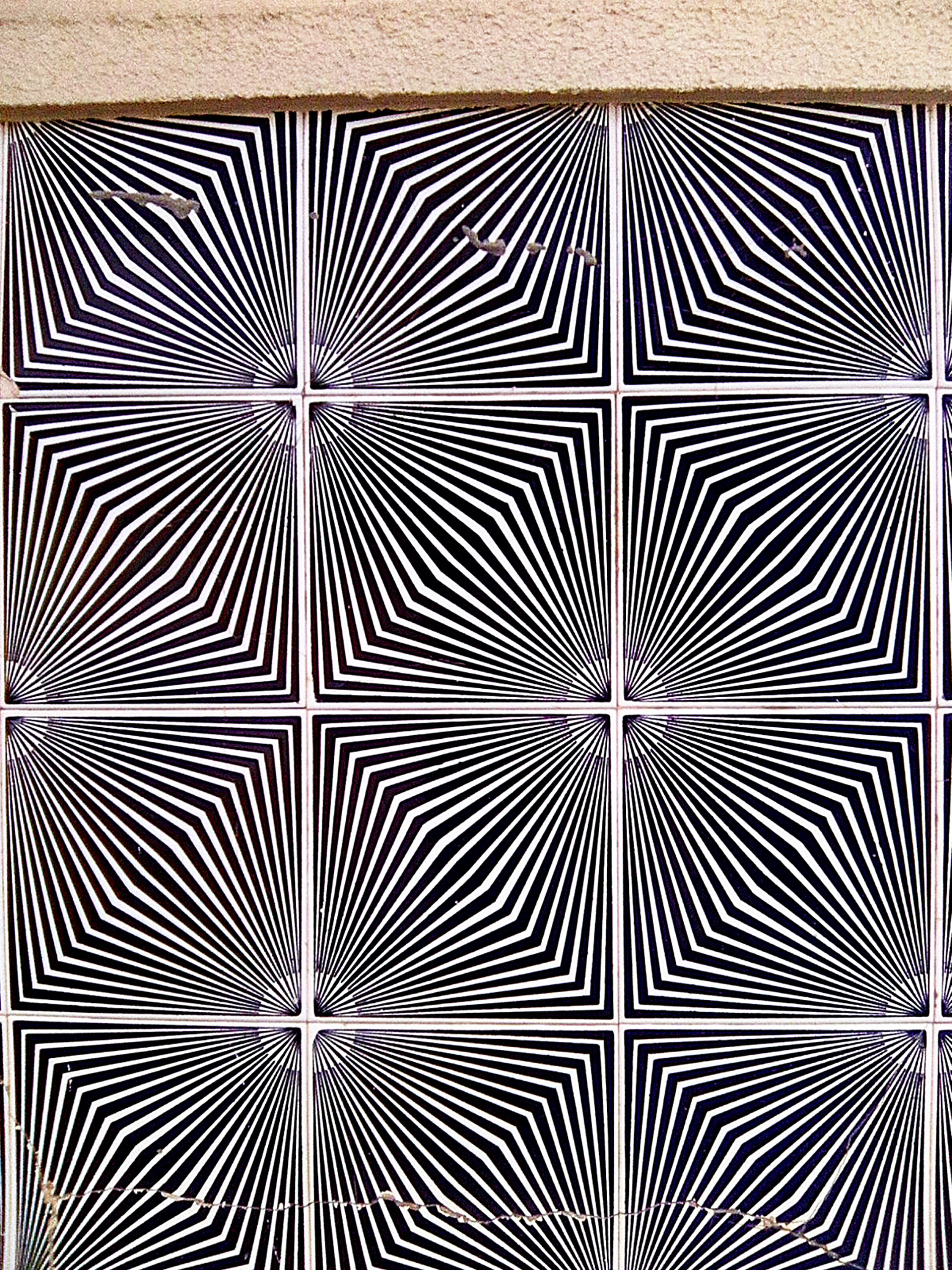 building, geométicos, chandelier, creativity, no people, arch, azulejo, striped, pattern, floor, close-up, design, abstract, stencil, full frame, rug, backgrounds, Phone HD Wallpaper