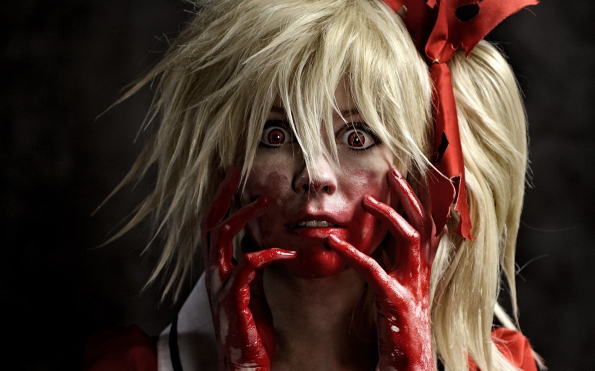 hand, game, pretty, Lollipop Chainsaw, uniform, 1080P, blood, cosplay, fear, terror, face, hunter, live action, girl, Juliet Starling, survivor, seifuku, HD Wallpaper
