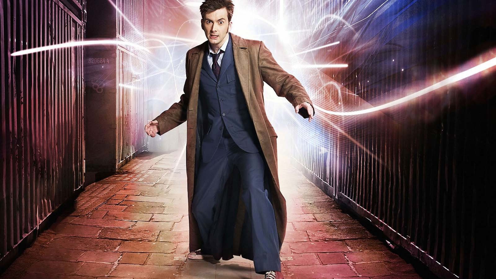 menswear, night, one person, business, business person, front view, motion, businessman, males, suit, young adult, architecture, David Tennant, men, illuminated, HD Wallpaper