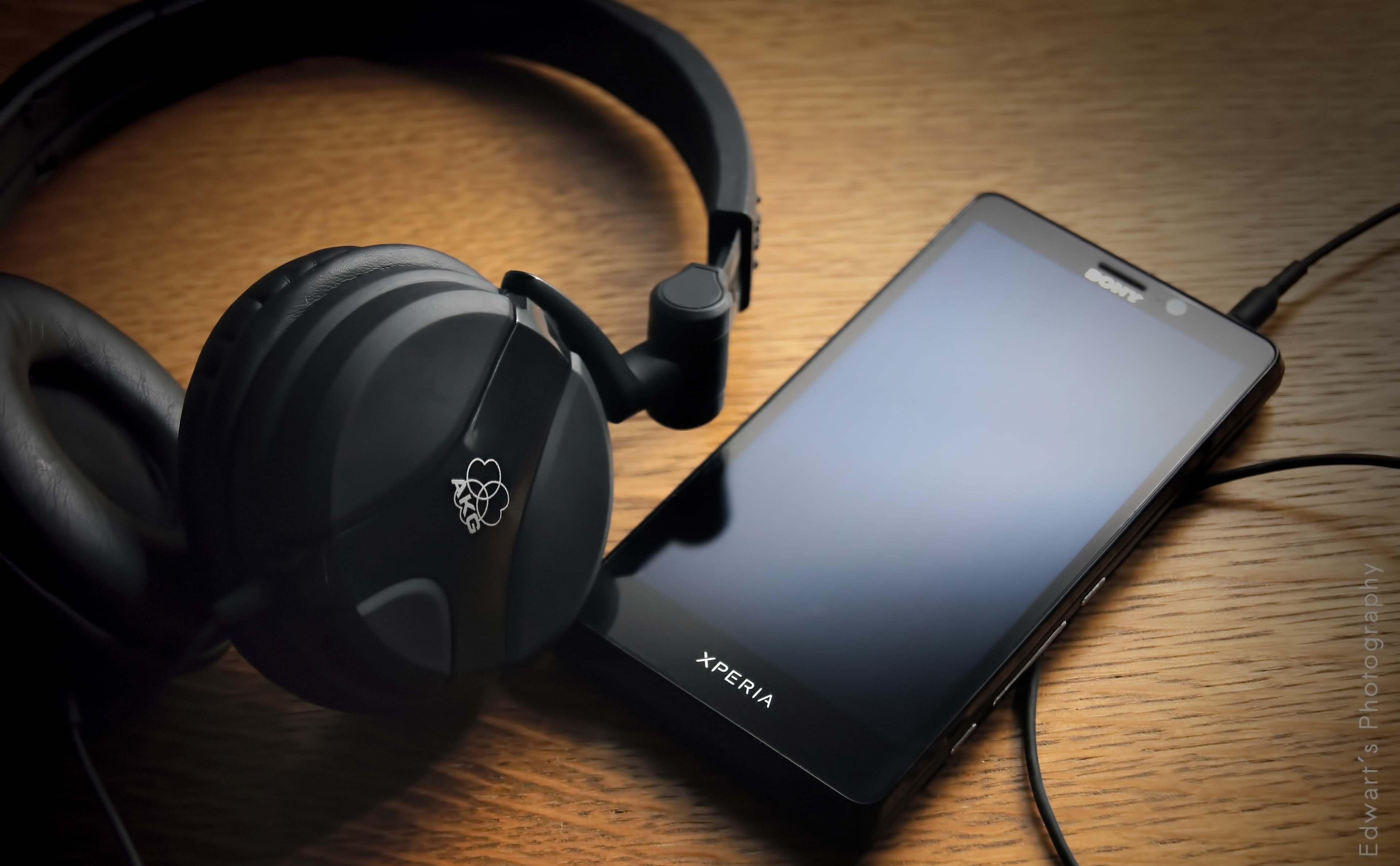 Hardware, smart phone, communication, equipment, akg, black, wood - material, headset, indoors, music, smartphone, technology, no people, Computers, connection, HD Wallpaper