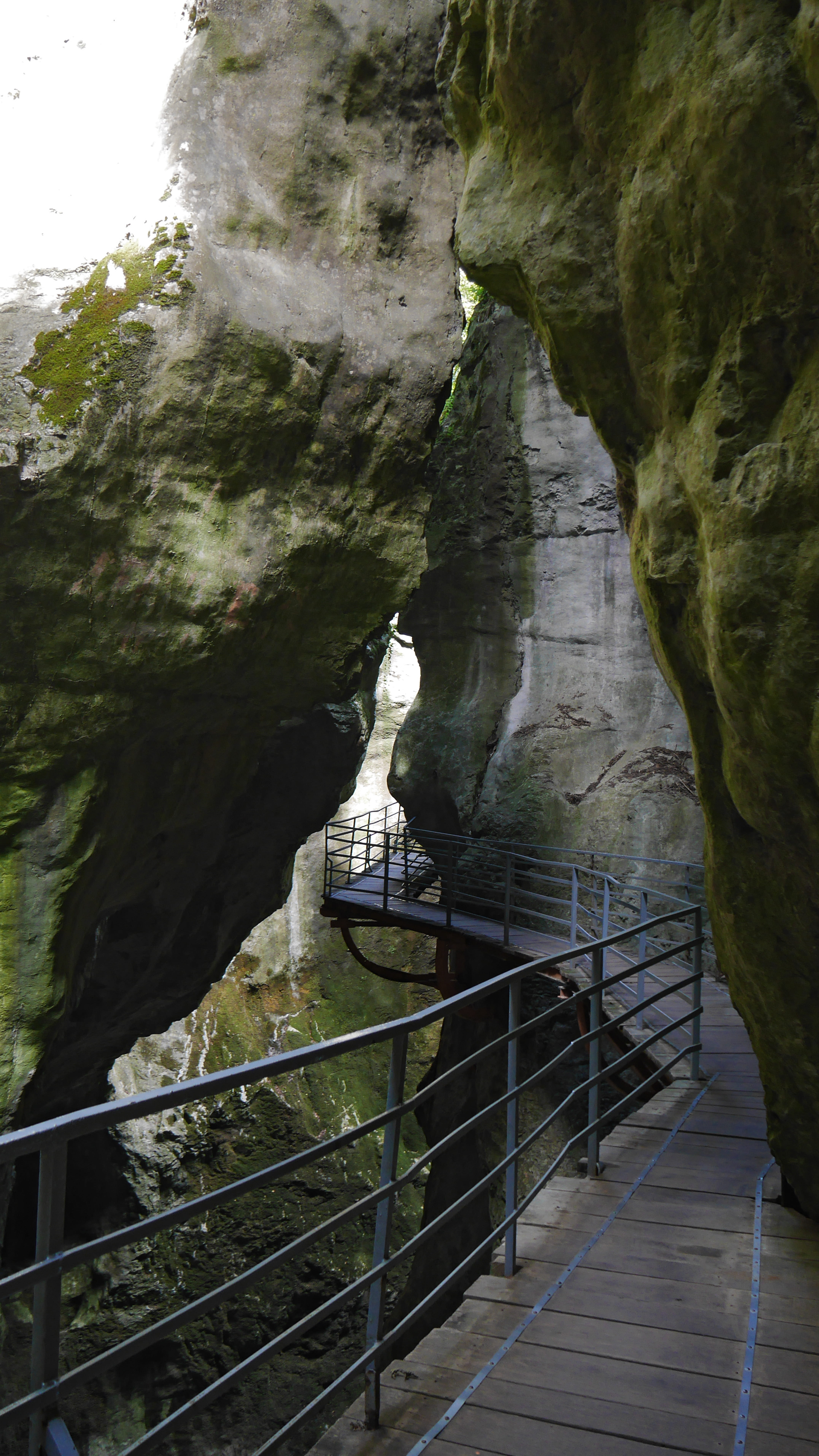 travel, hdwallpaper, rock formation, rock - object, tourism, cave, cliff, river, architecture, outdoors, gorges du fier, nature, formation, bridge, france, Phone HD Wallpaper