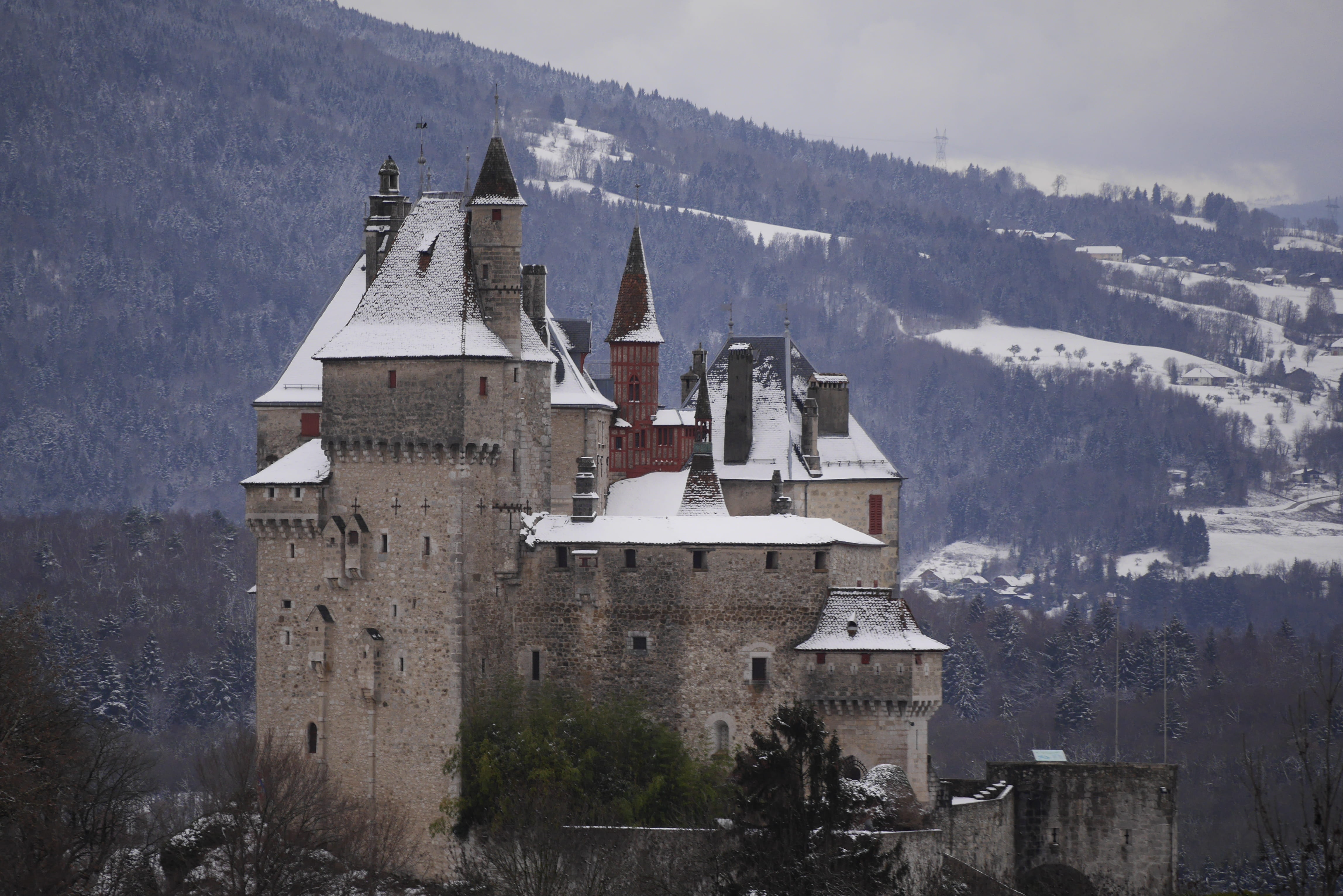 mountains, building exterior, tower, fir, castle, fort, snow, building, place of worship, tree, hdbackground, hdwallpaper, winter, no people, forest, HD Wallpaper