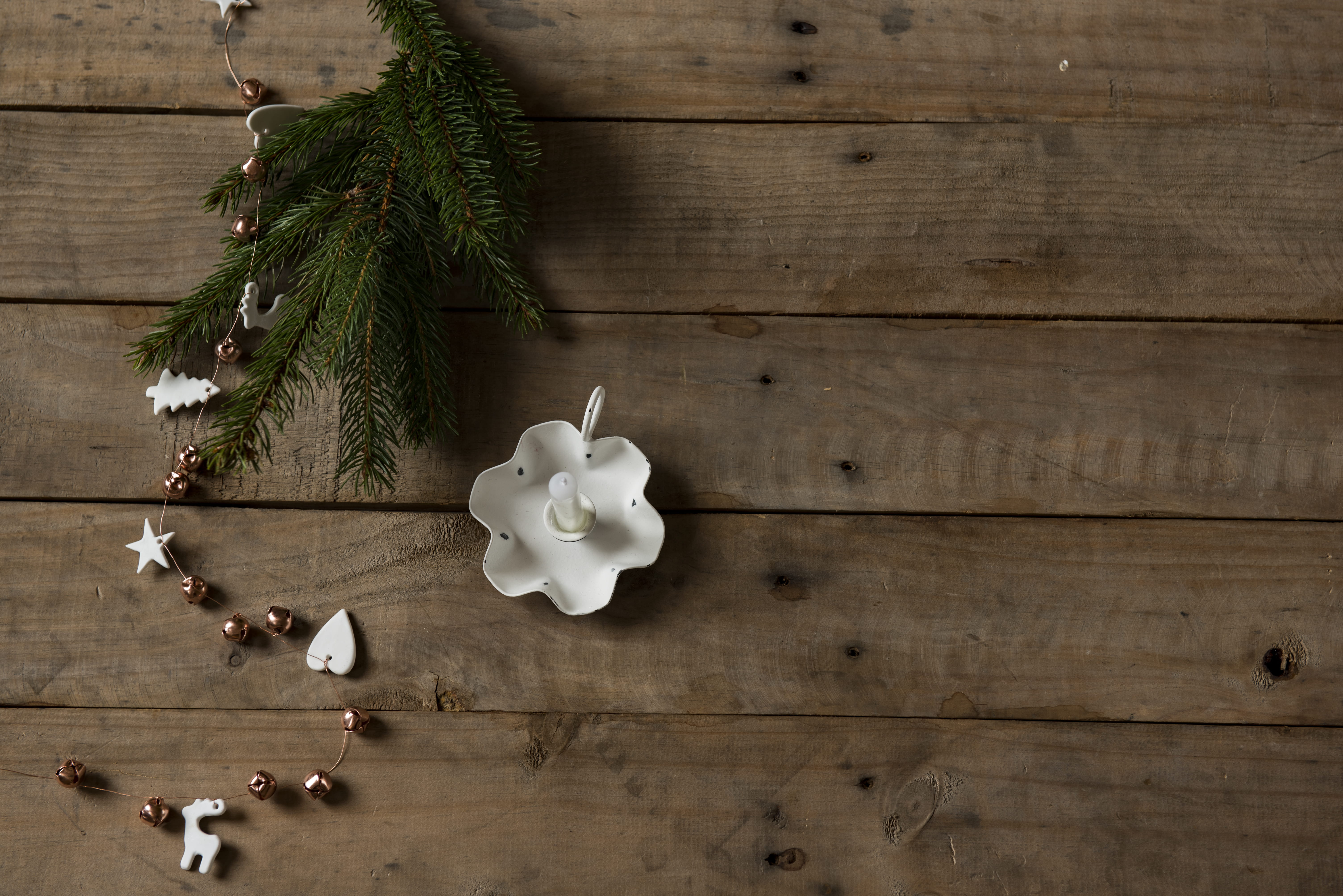 5K, food, beads, freshness, food and drink, high angle view, white color, brown, decor, foliage, still life, directly above, wood - material, accessory, HD Wallpaper