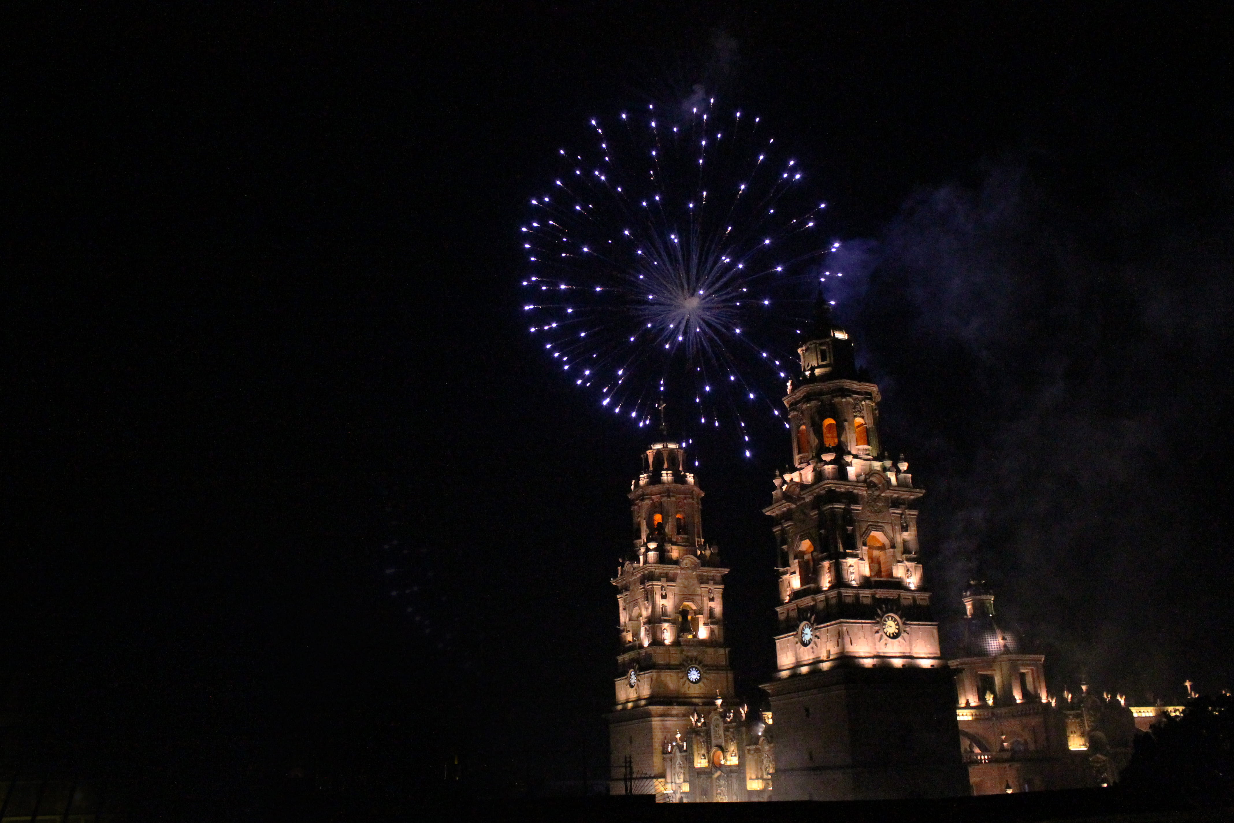 4K, tower, cathedral, architecture, new years eve, morelia, cityscape, old, building exterior, downtown, sky, catedral, canon, mexico, night, travel destinations, HD Wallpaper