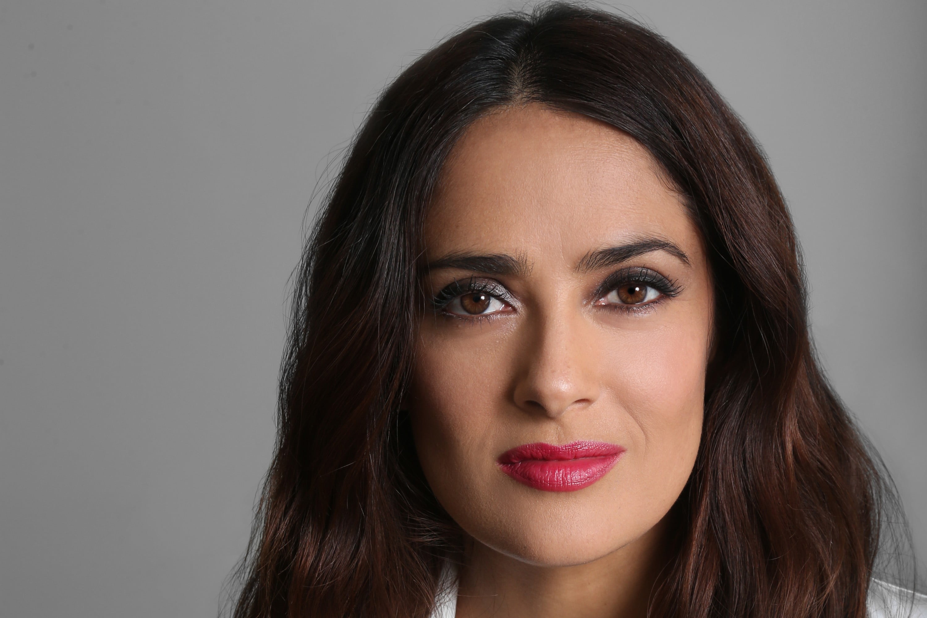 Lipstick, Actress, Spanish, 2K, Brown Eyes, Actresses, Face, Black Hair, Salma Hayek, HD Wallpaper