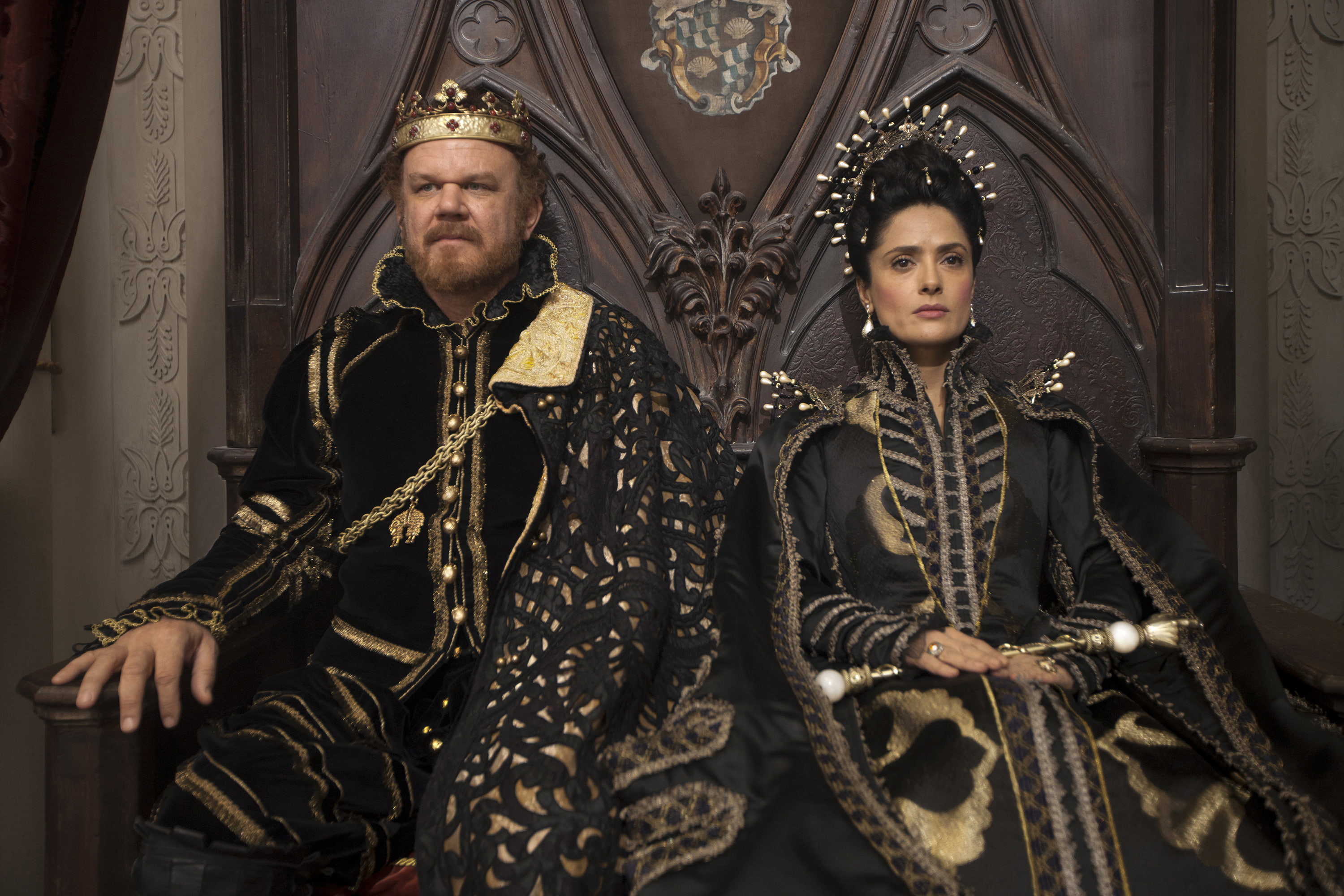 king, fantasy, crown, 2K, Salma Hayek, Scary stories, The tale of the tales, King of Longtrellis, Queen of Longtrellis, the throne, Queen, John C. Reilly, HD Wallpaper