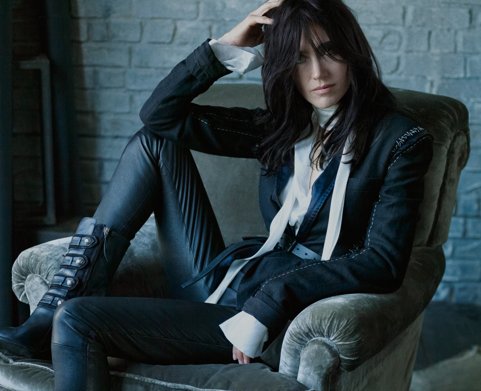 depression - sadness, young women, leather, contemplation, brunette, emotional stress, long hair, actress, hair, sadness, front view, boots, indoors, 720P, HD Wallpaper