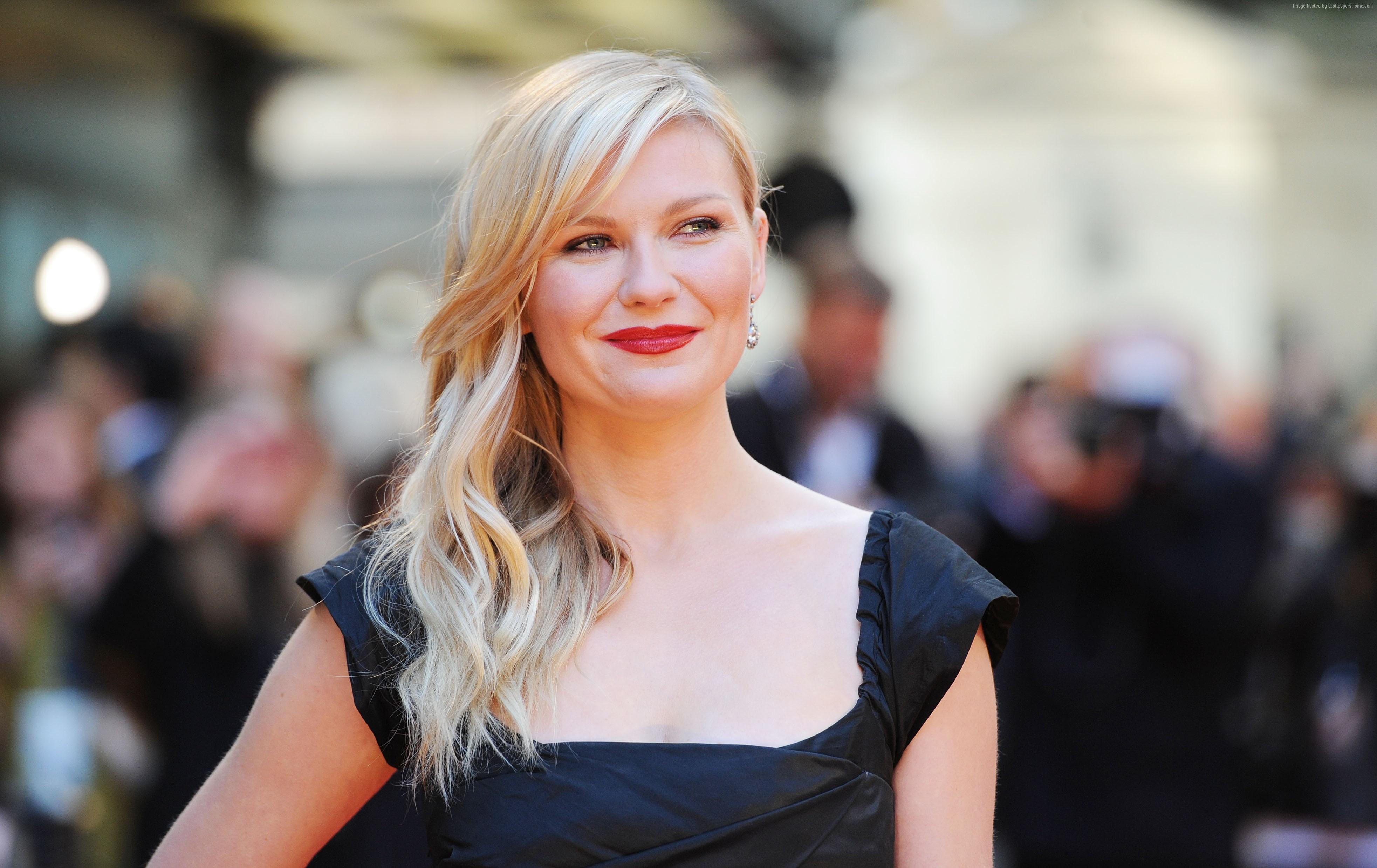 4K, adult, smiling, one person, hair, lifestyles, standing, blond hair, young adult, beautiful woman, women, young women, Kirsten Dunst, looking at camera, HD Wallpaper