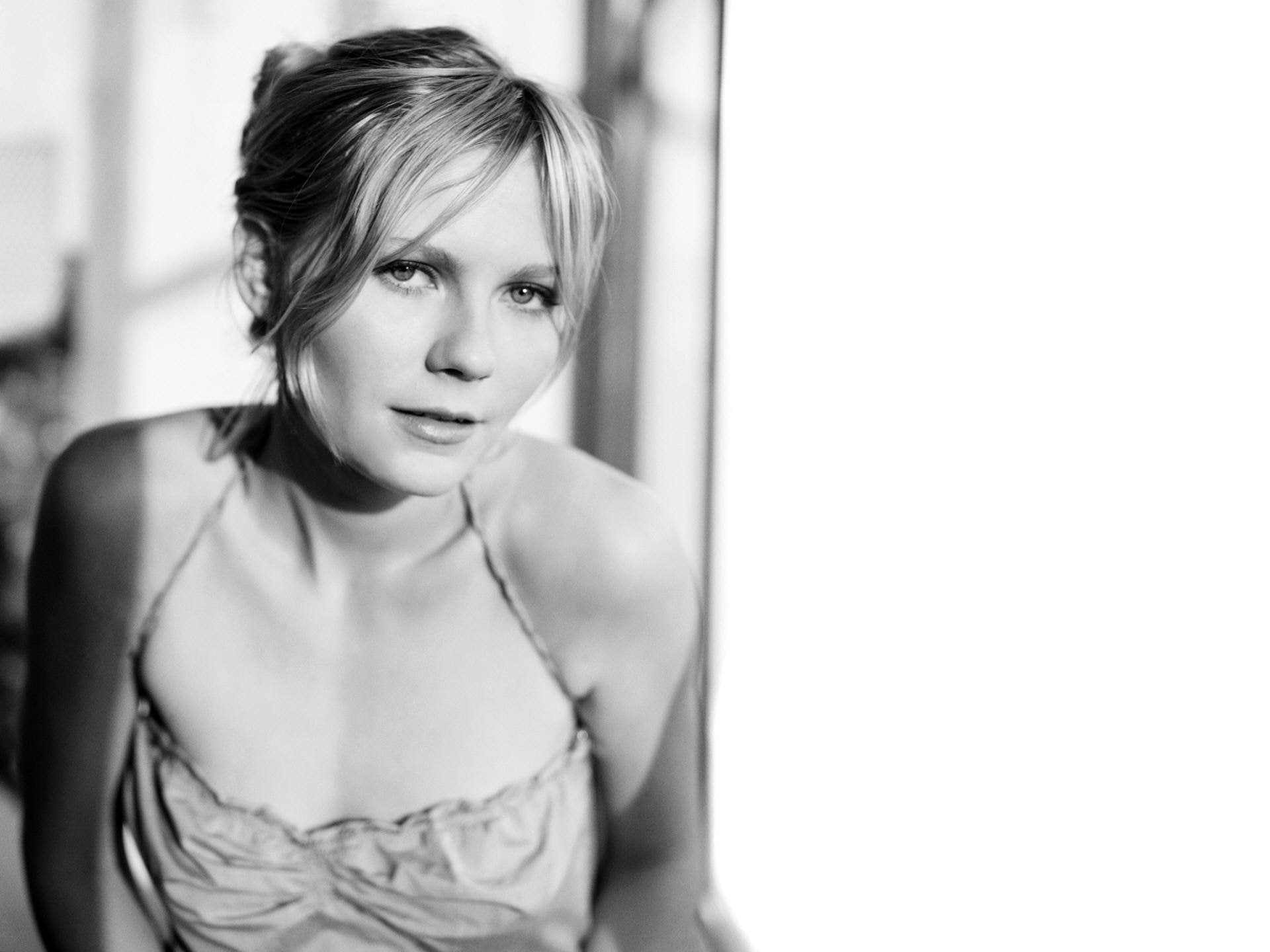 Kirsten Dunst, actress, women, blond hair, monochrome, 1080P, portrait, blonde, HD Wallpaper