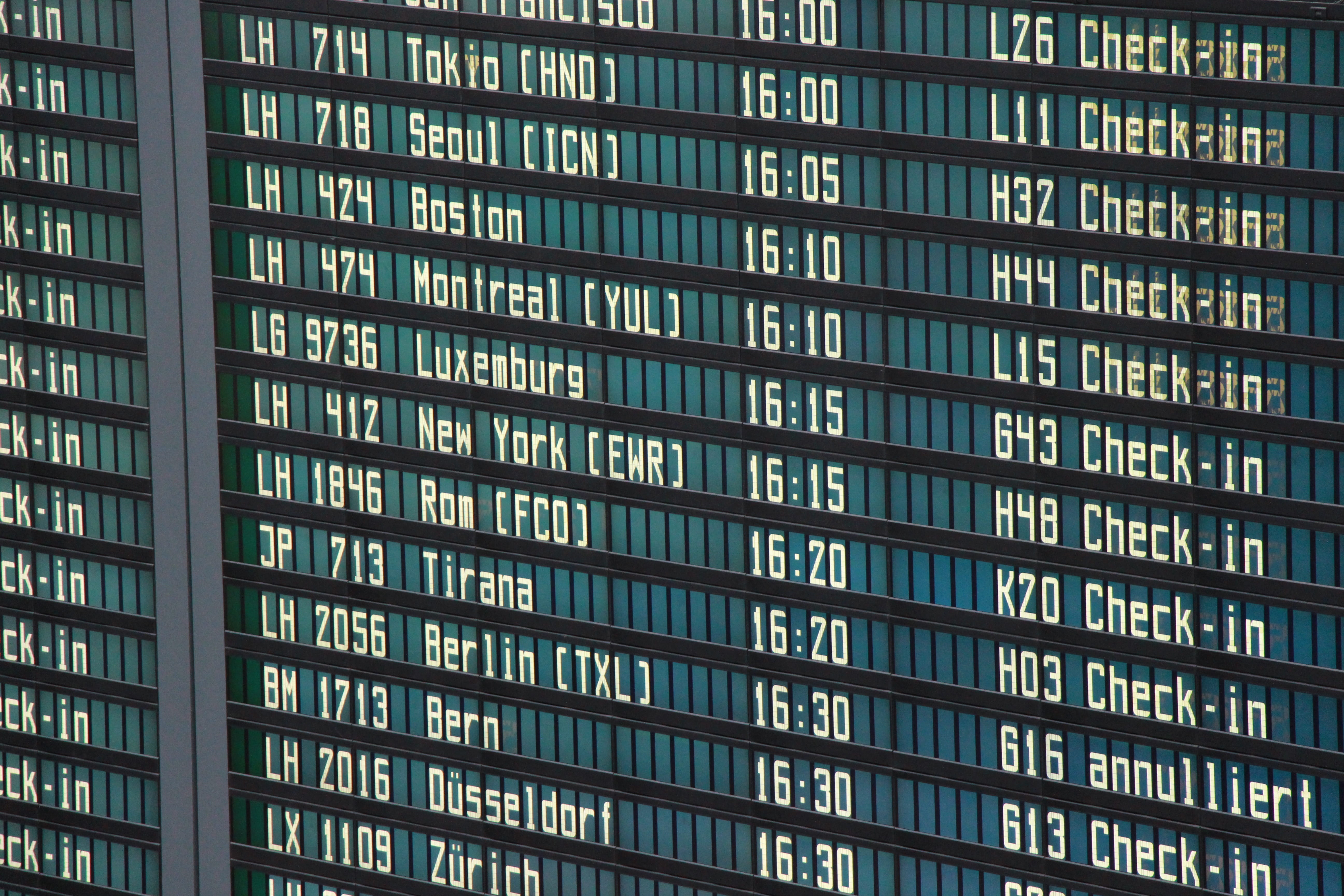 Arrival, city Life, office Building, Board, Airport, backgrounds, built Structure, business, 5K, communication, retail, close-up, urban Scene, pattern, HD Wallpaper