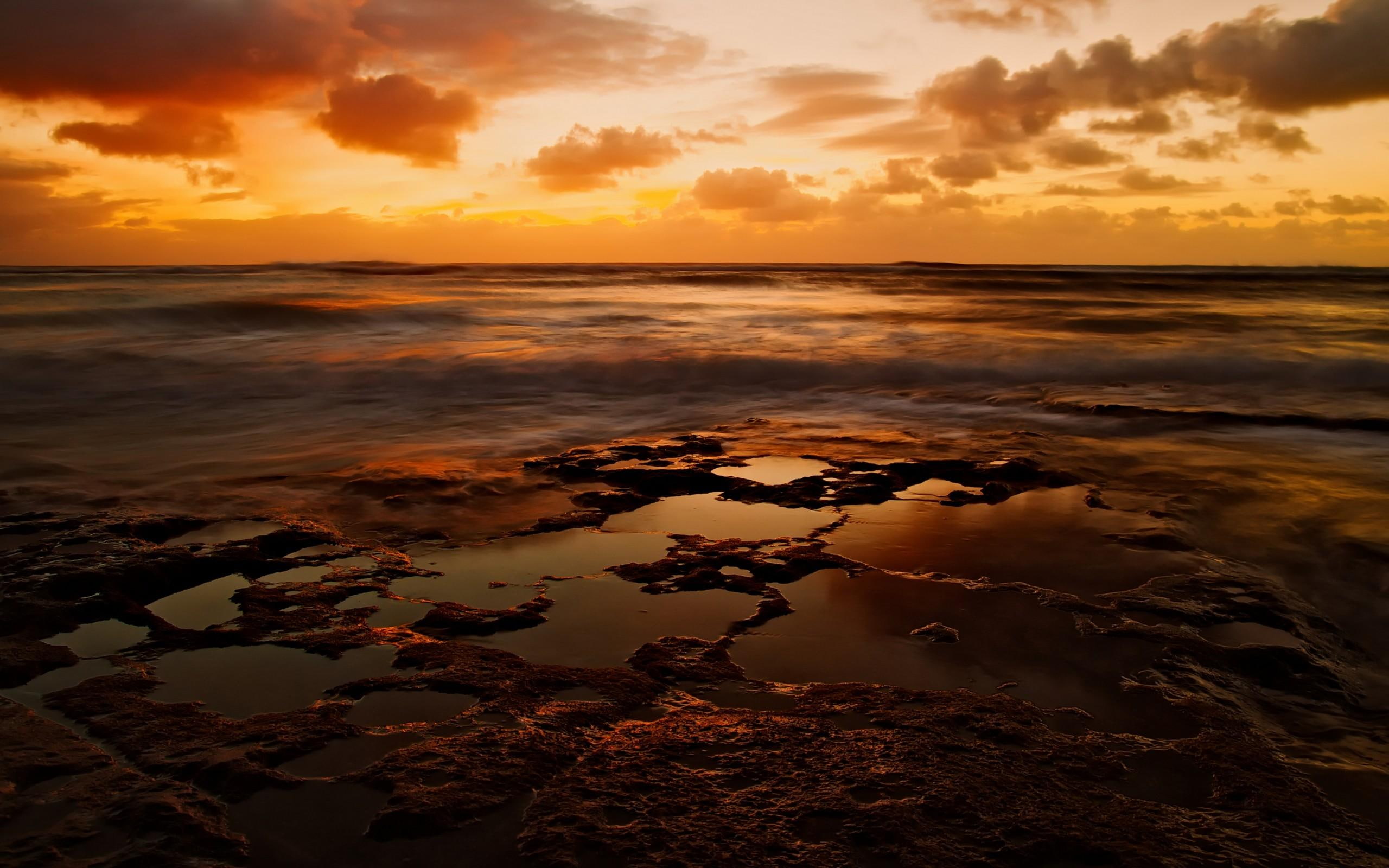 burnt, 2K, beauty, sky, sunset, light, bright, seascape, landscpe, photography, 3d and abstract, dusk, dark, beach, HD Wallpaper