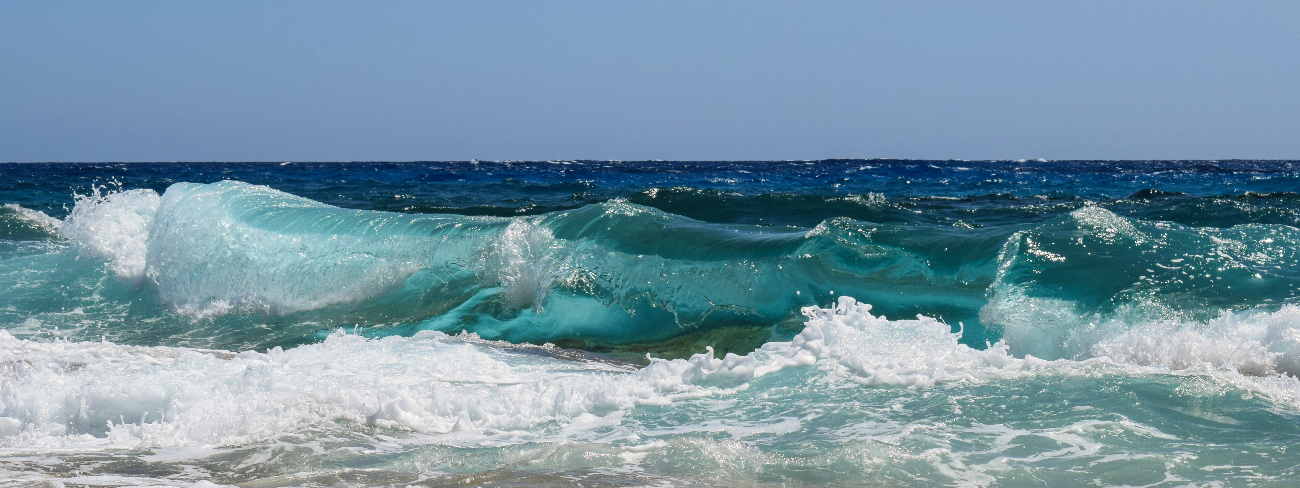 water, close, motion, splash, landscape, sky, photo, lagoon, turquoise colored, horizon, horizon over water, power in nature, foam, blue, smashing, environment, HD Wallpaper