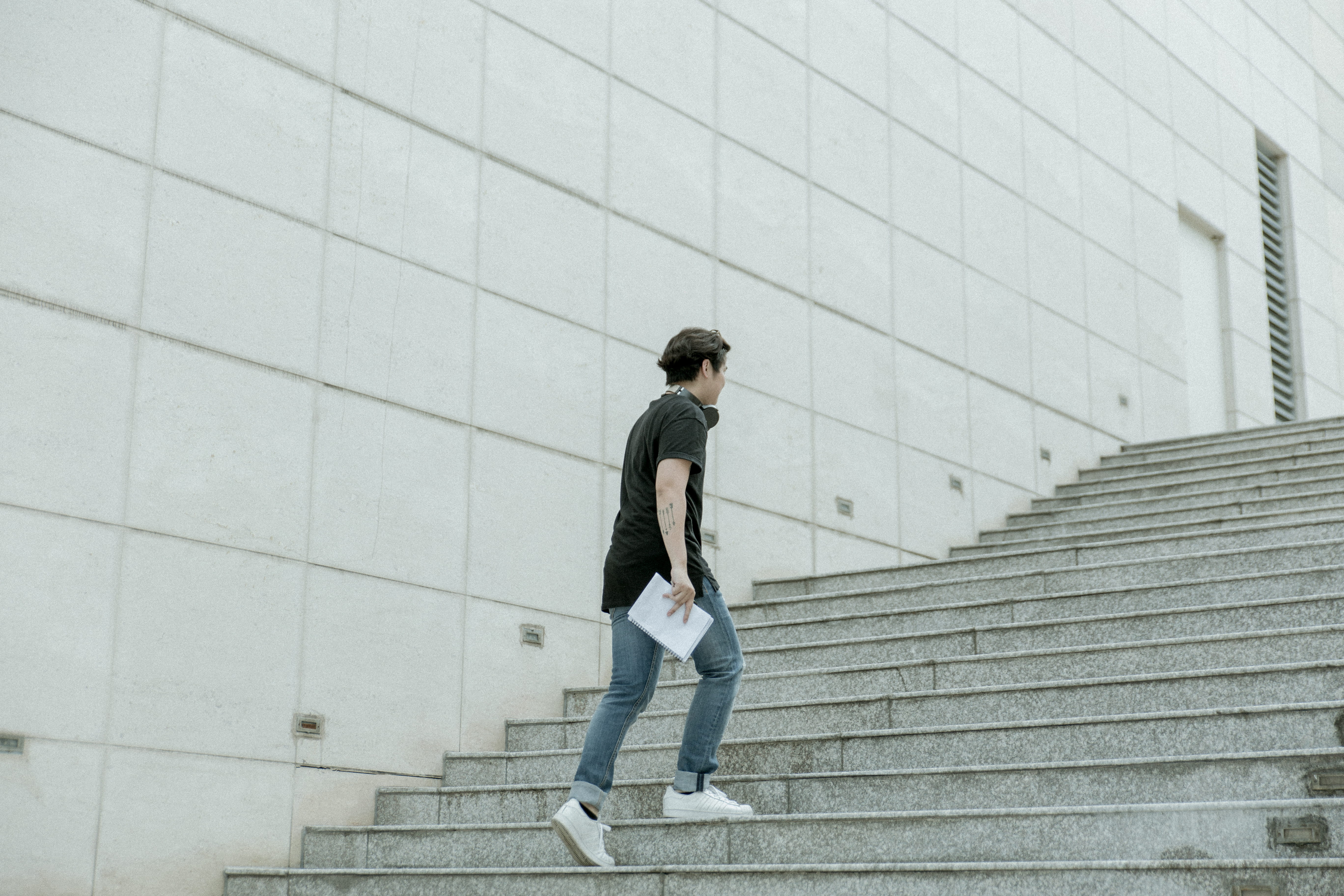outdoors, adult, built structure, stairs, wall, motion, gray, upstairs, young men, concrete, architecture, 5K, building exterior, one person, walking, HD Wallpaper