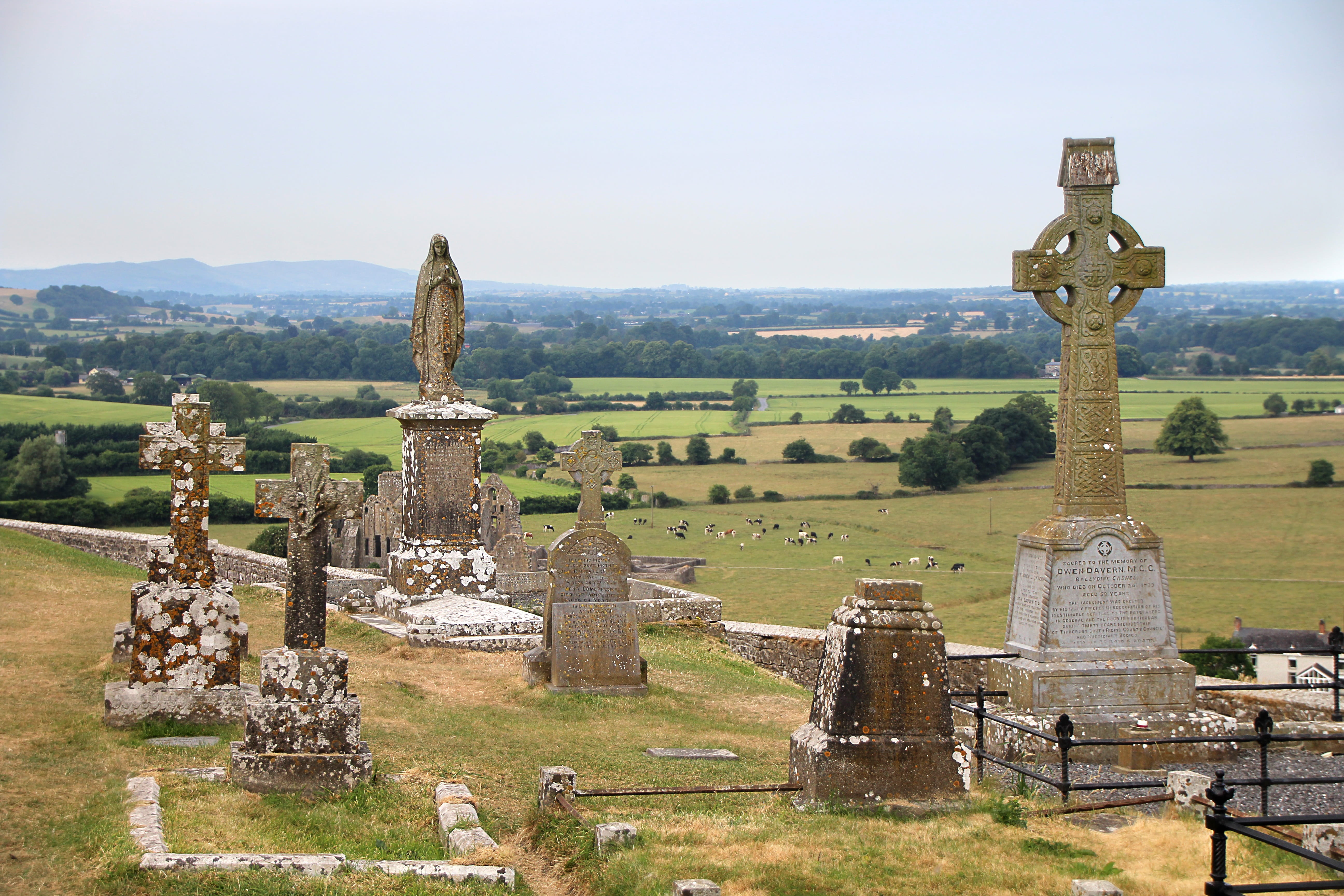 outdoors, built structure, building, tomb, spirituality, ireland, stone, building exterior, graves, place of worship, funeral, grave, religion, 5K, stone figure, HD Wallpaper