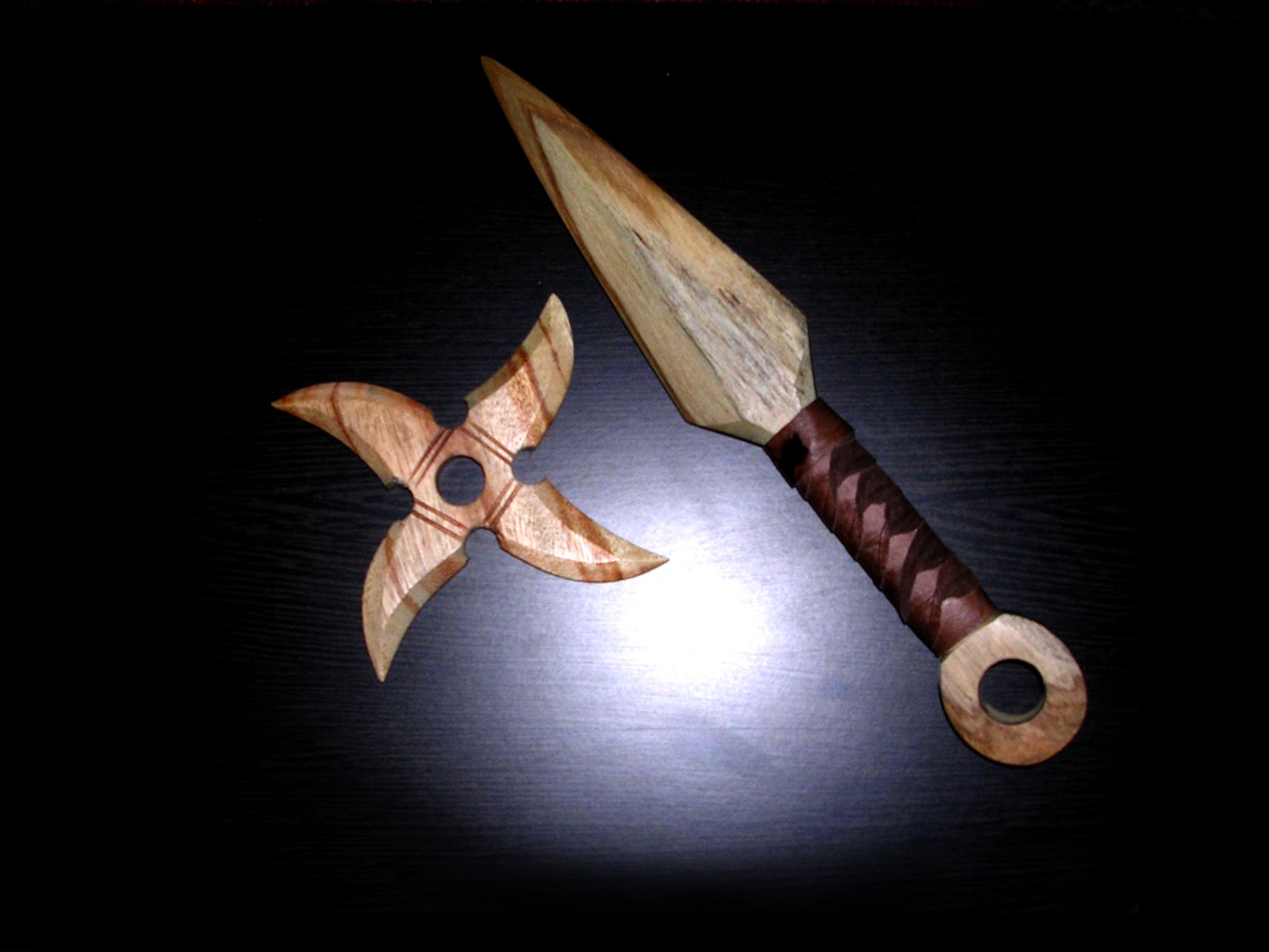 art and craft, animal, weapon, glow, leaf, throwing, shuriken, japanese, 1080P, martial, directly above, warrior, food, leaves, wood - material, studio shot, HD Wallpaper