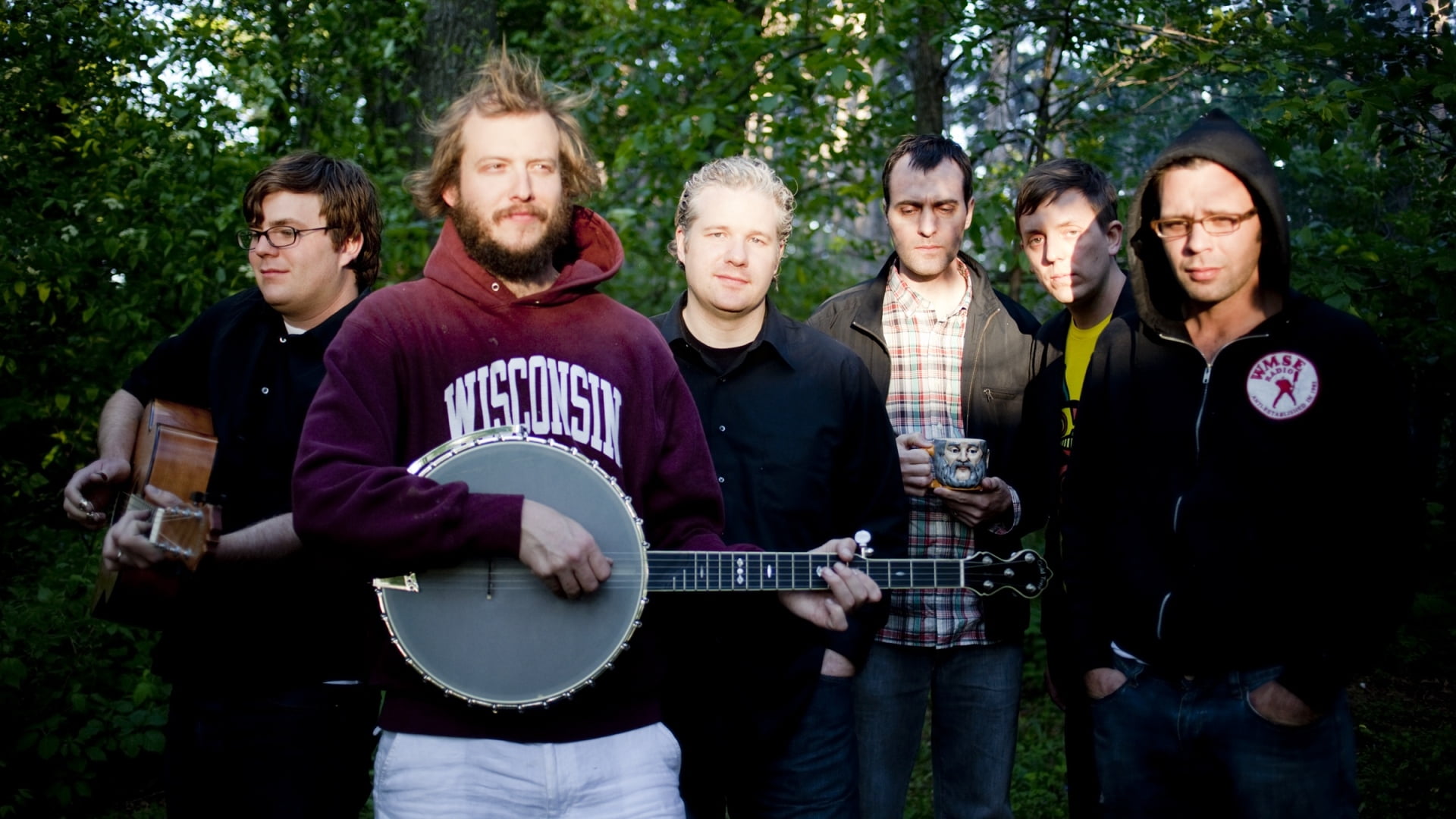 males, artist, music, young men, young Adult, guitar, string instrument, portrait, musical Instrument, musical Band, front view, trees, looking at camera, HD Wallpaper
