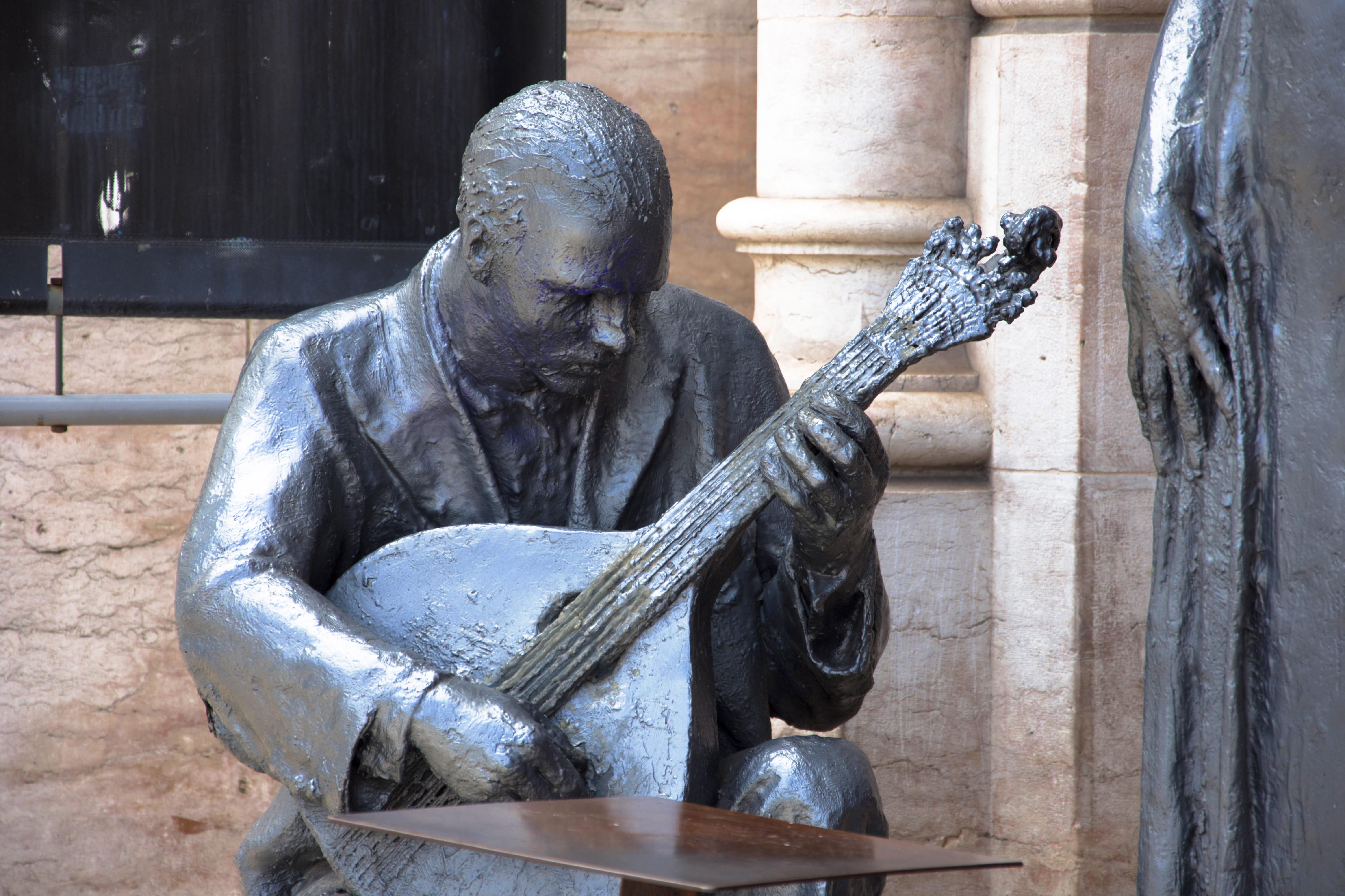 apparel, day, art, wood, plant, clothing, sculpture, history, banjo, close-up, carving - craft product, performer, drum, human representation, the past, HD Wallpaper