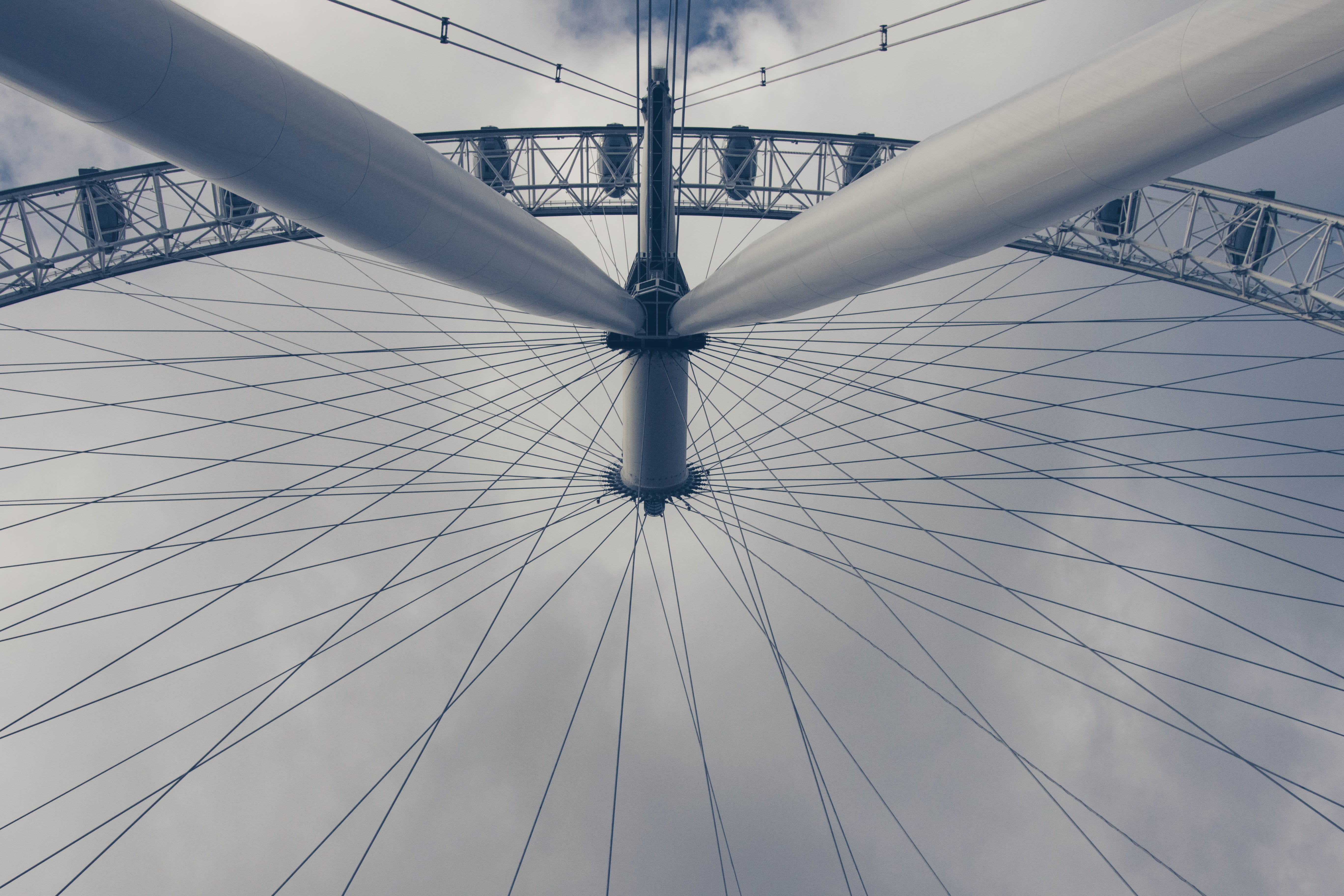 architecture, london eye, tall - high, outdoors, no people, london, connection, large, amusement park ride, amusement park, dream, bridge - man made structure, HD Wallpaper