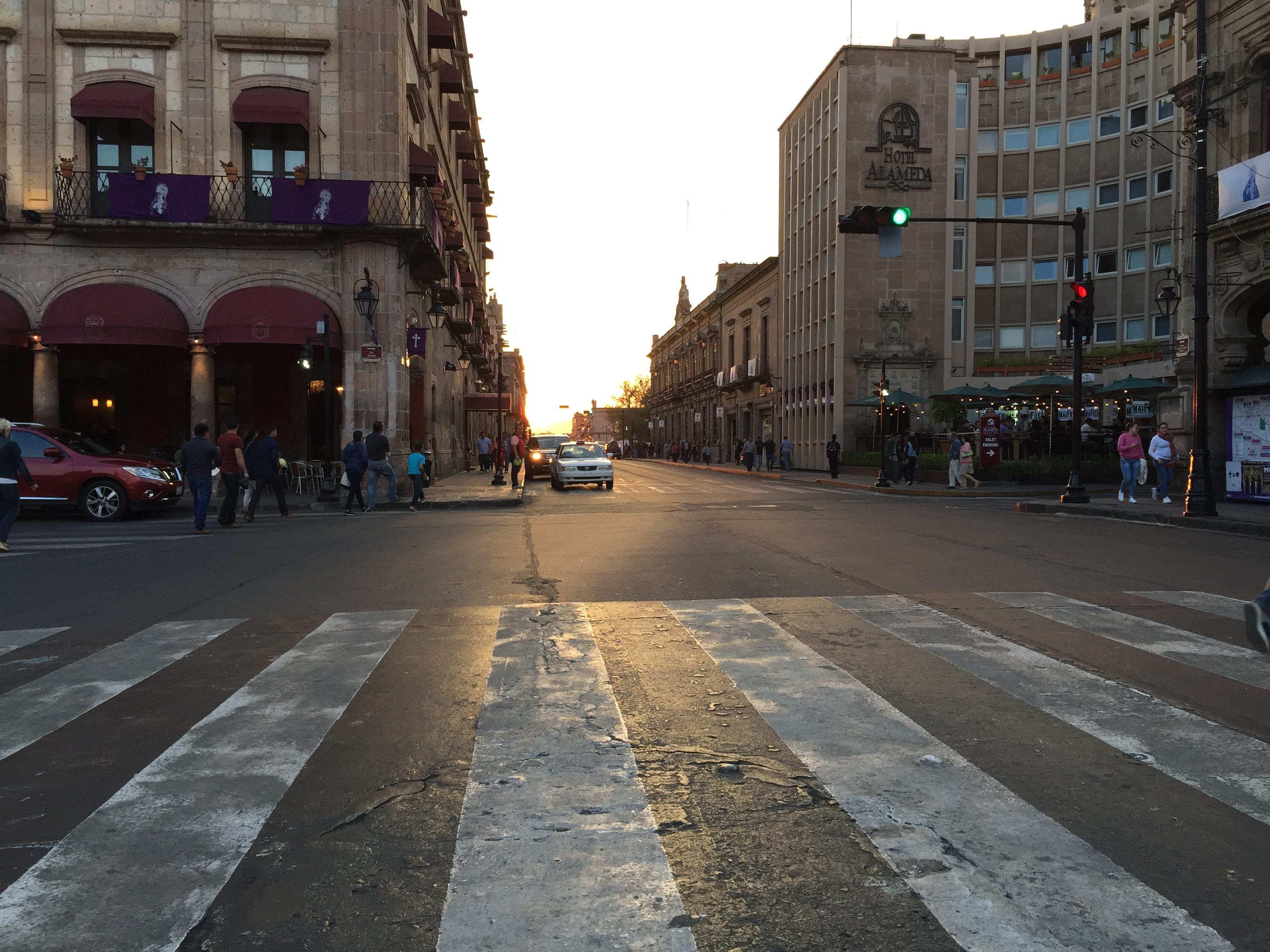 outdoors, 2K, centro, morelia, men, colonial, motor vehicle, street, building, group of people, mexico, cultural, transportation, built structure, HD Wallpaper