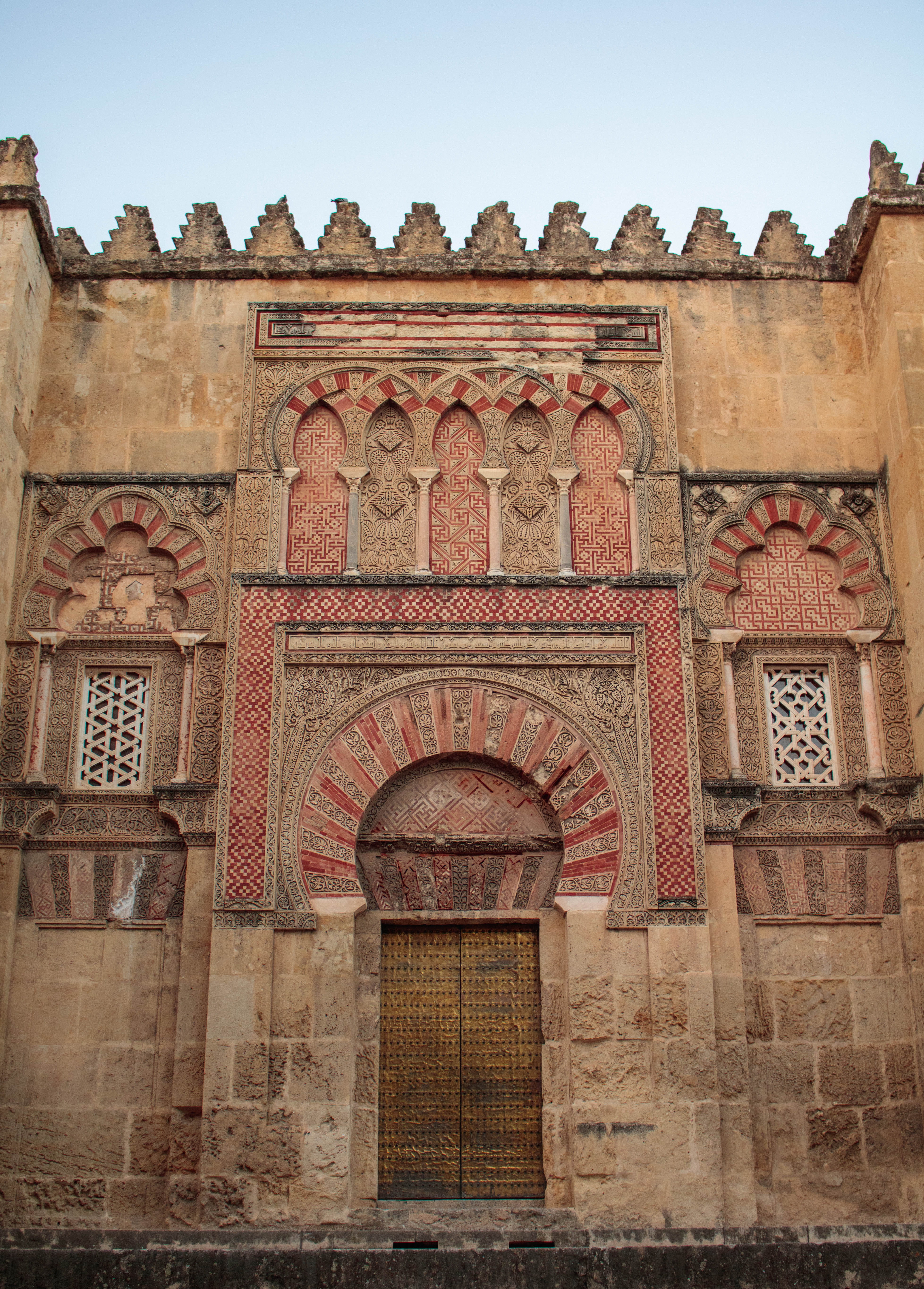sky, bas relief, wall - building feature, no people, the past, 5K, mosque-cathedral of córdoba, wall, low angle view, creativity, travel destinations, Phone HD Wallpaper