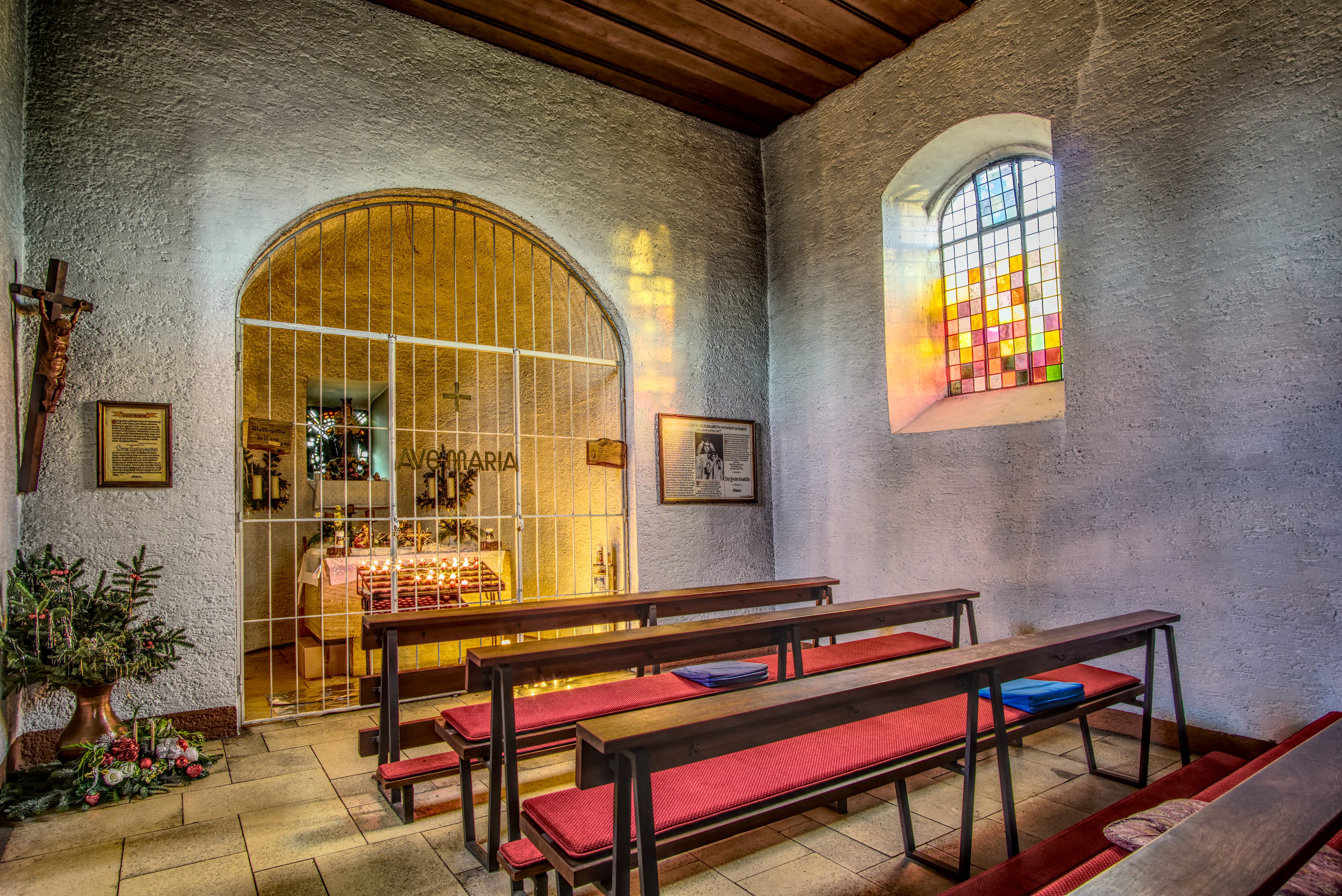 glass, god, hdr, contrast, pray, table, chair, faith, catholic, cross, wood - material, empty, church, glass - material, chapel, window, benches, lighting equipment, HD Wallpaper