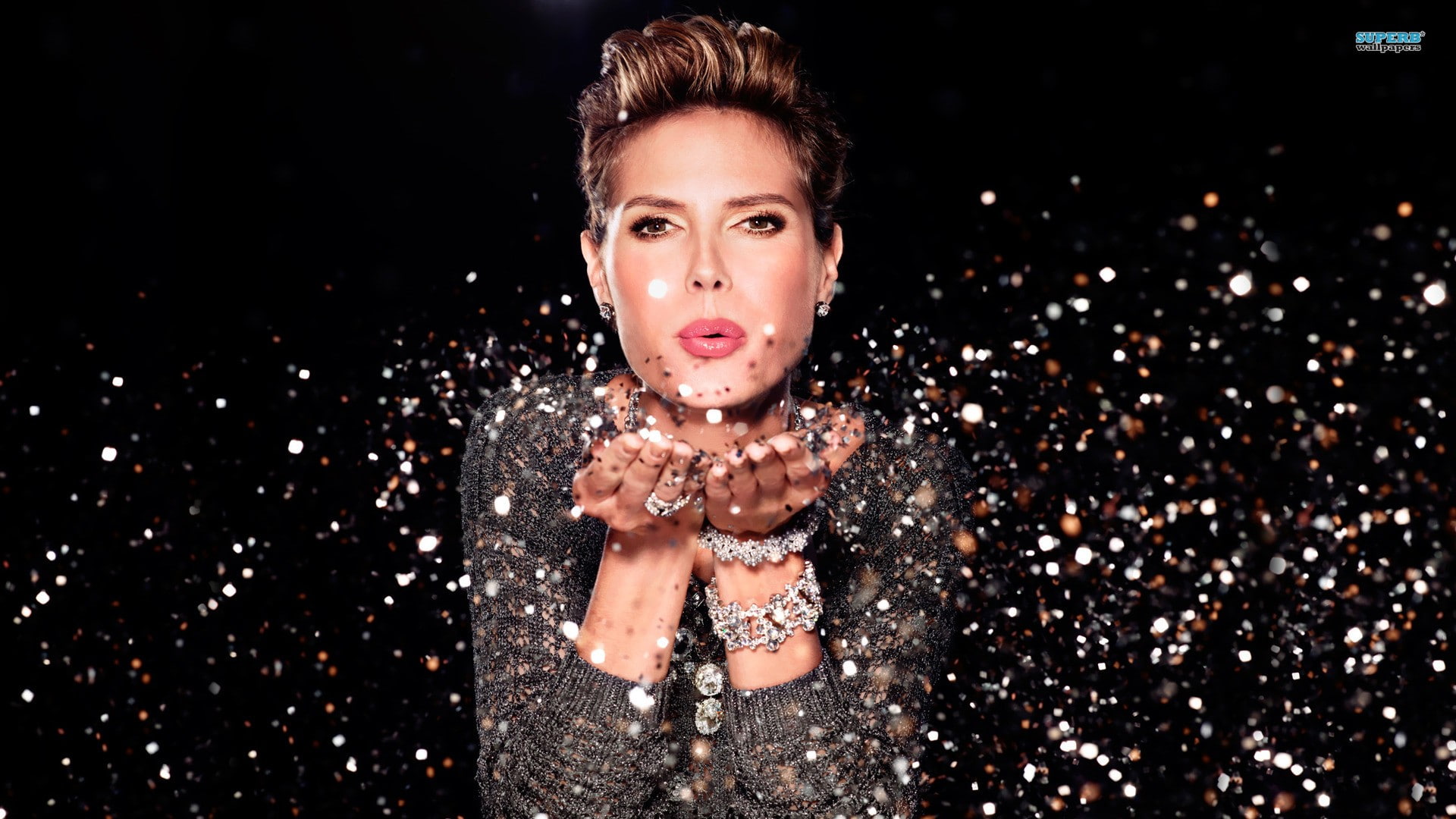 Heidi Klum, 1080P, sparks, model, brunette, sweater, women, HD Wallpaper