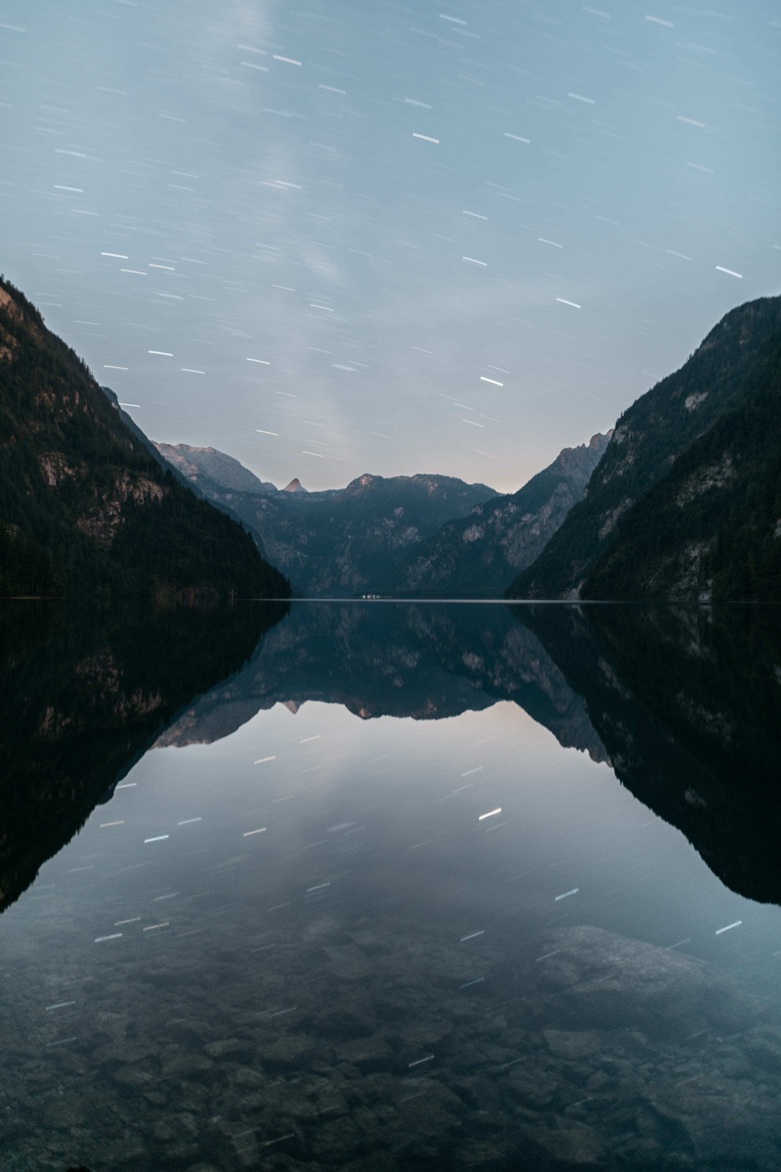 tranquility, non-urban scene, stars, mountain, outdoors, königssee, 4K, nature, landscape, tranquil scene, mountain range, water, startrail, startrails, Phone HD Wallpaper
