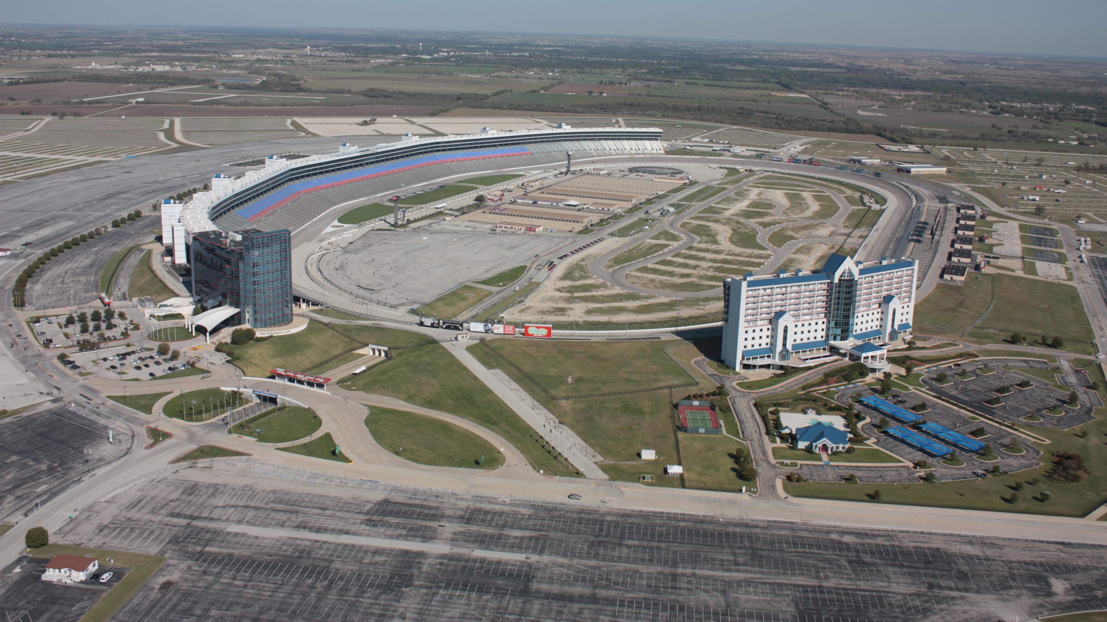 highway, fort worth, building exterior, architecture, built structure, city, race, motor vehicle, aerial photography, outdoors, aerial view, racetrack, HD Wallpaper