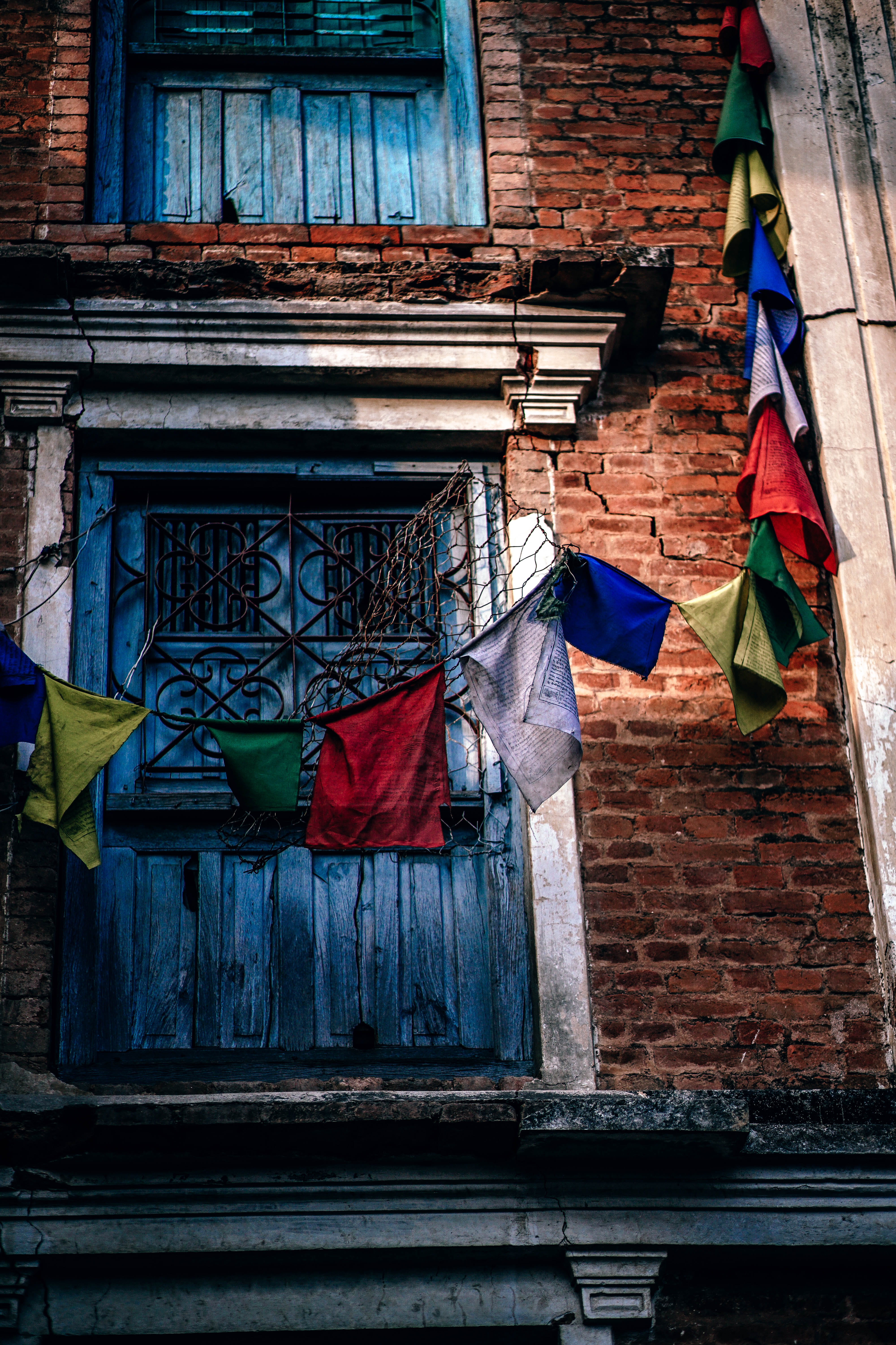 architecture, color, window, outdoors, Vintage, 5K, shutter, wall - Building Feature, old, door, urban Scene, prayer flag, textile, near, banner, low angle view, Phone HD Wallpaper