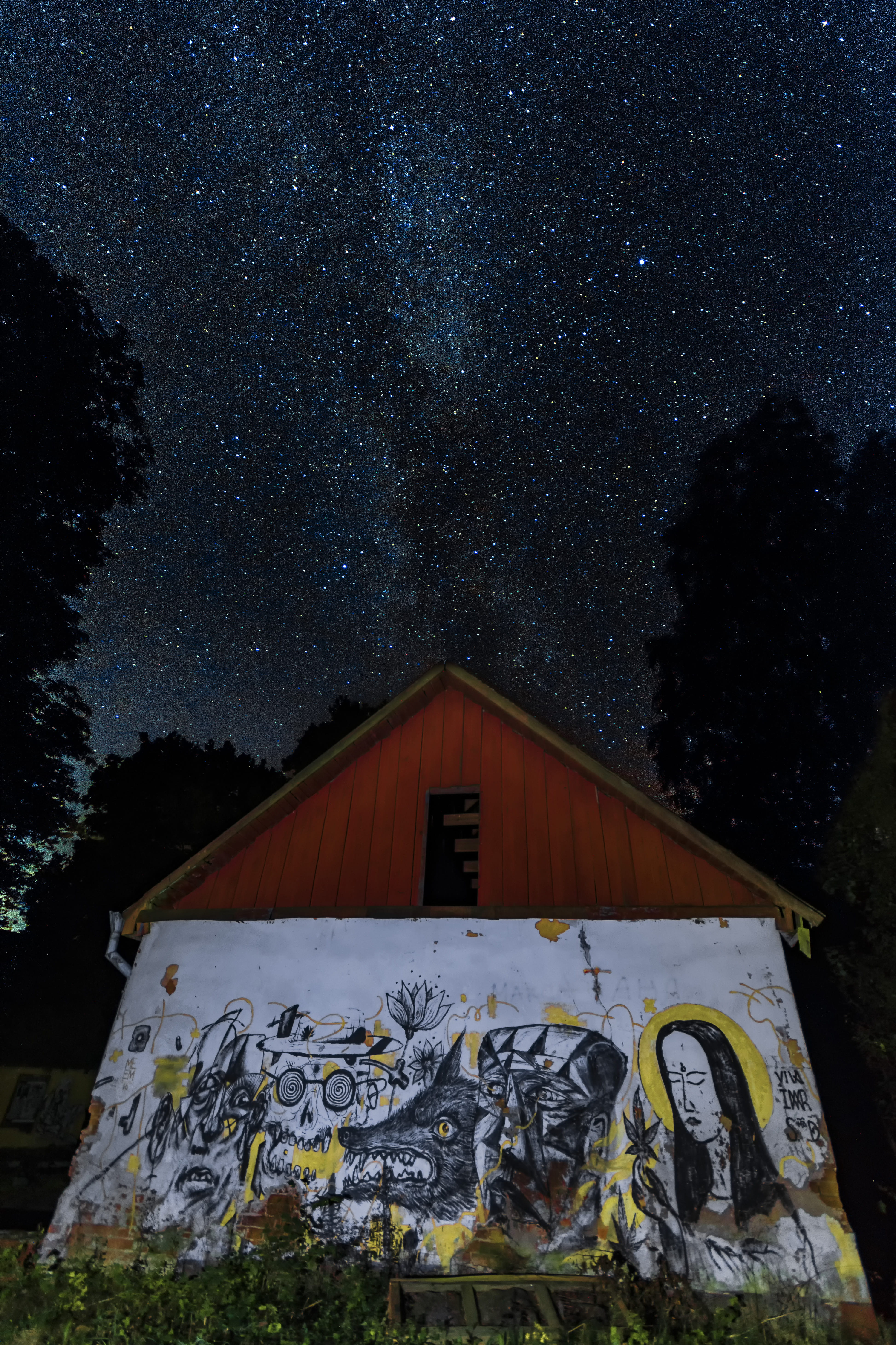 graffiti, exploration, plant, architecture, milky way, wood, stars, night, no people, window, low angle view, white, nebula, cosmos, brown, scenic, low angle shot, Phone HD Wallpaper