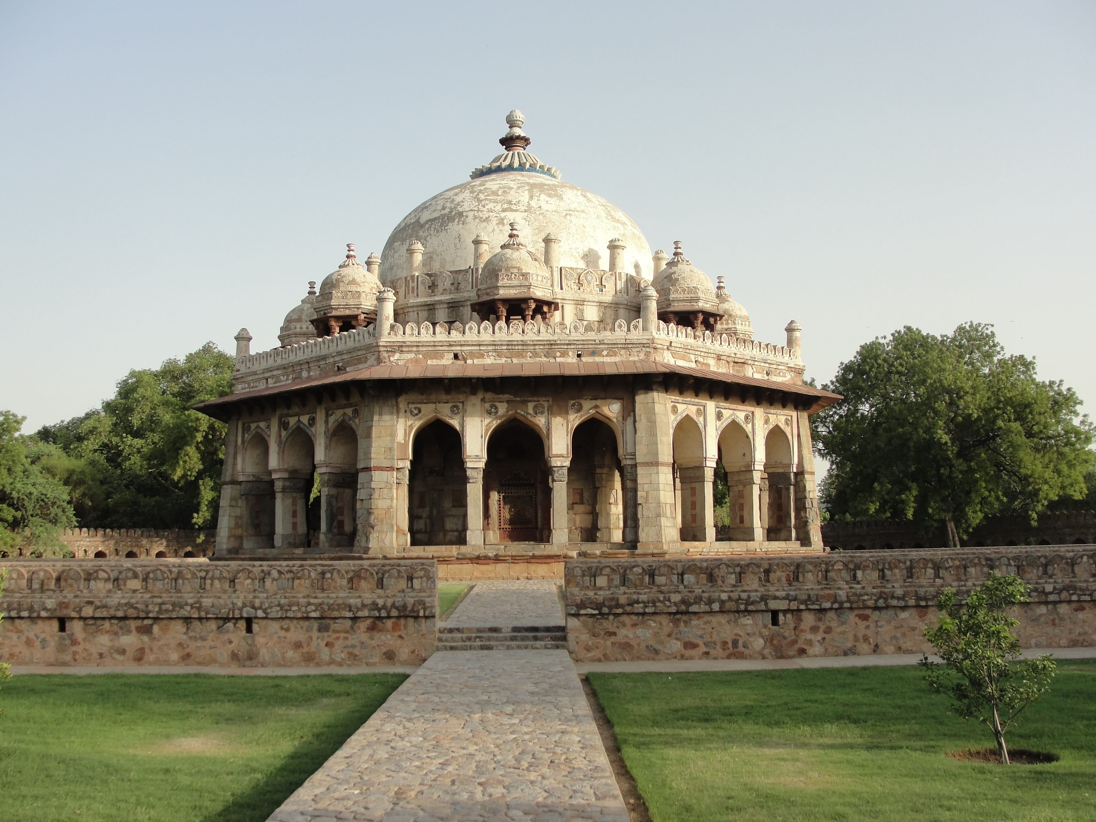 humayuns tomb, building, history, 2K, tree, heritage, mughal, nature, plant, travel, ancient, clear sky, no people, tourism, facade, built structure, sky, HD Wallpaper