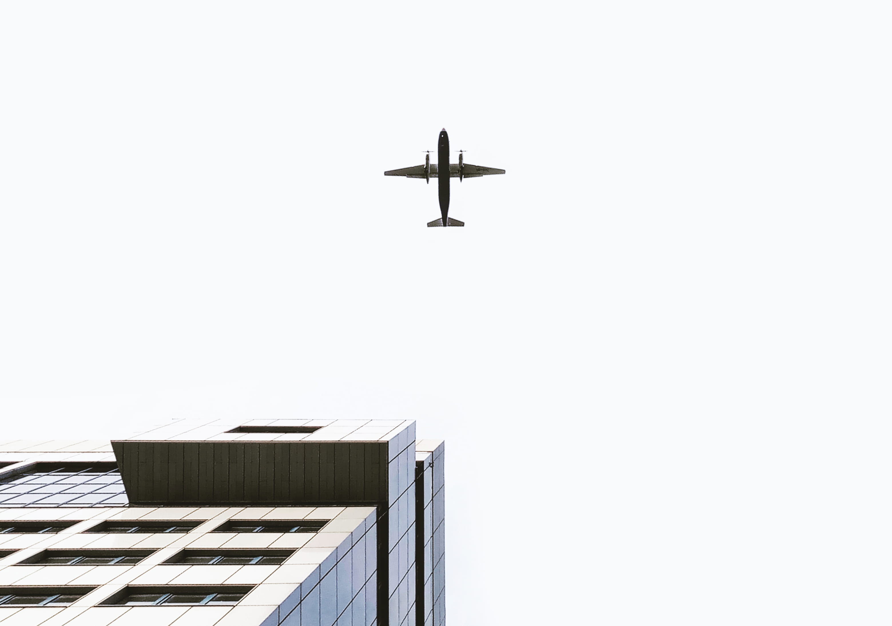 copy space, travel, киев, minimal, aerospace industry, украина, air vehicle, transportation, day, nature, clear sky, motion, dynamics, outdoors, directly below, HD Wallpaper
