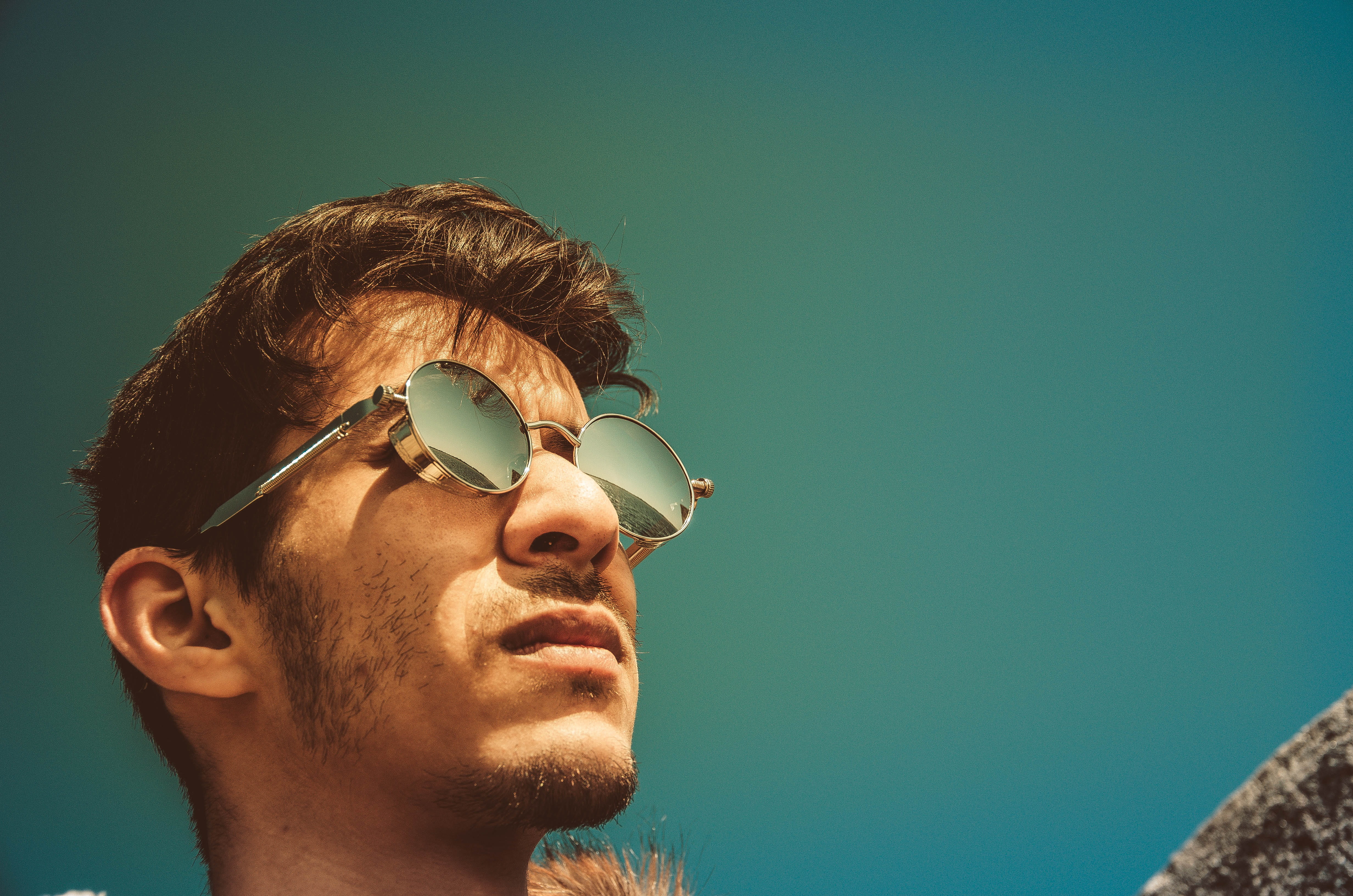 human face, travel, contemplation, fashion, sky, close-up, adventure, 4K, adult, portrait, sunlight, reflection, man, young men, sunglasses, young adult, HD Wallpaper