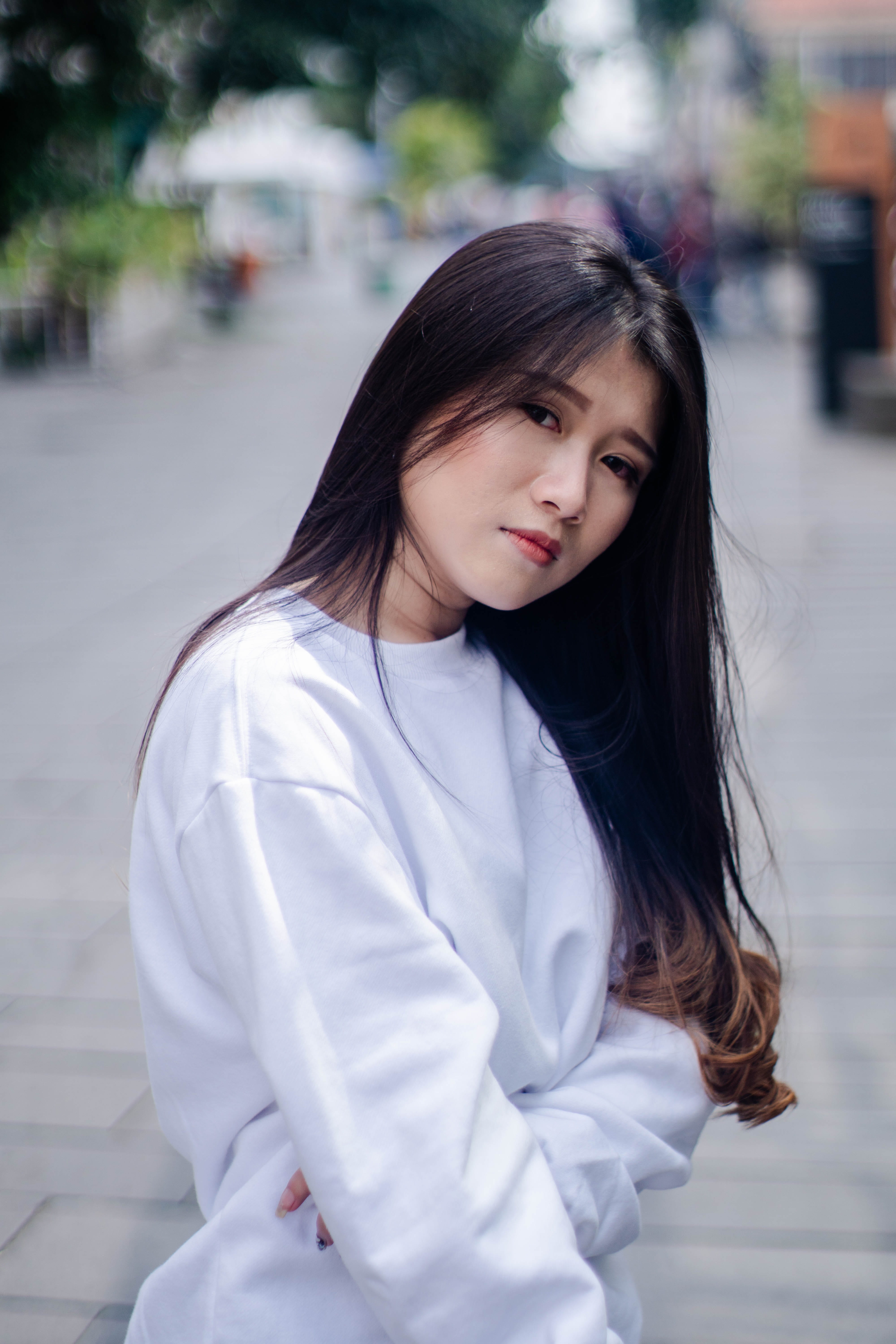 women, leisure activity, hair, one person, jakarta, beauty, indonesia, focus on foreground, minimalism, looking at camera, portrait, young women, potraits, Phone HD Wallpaper