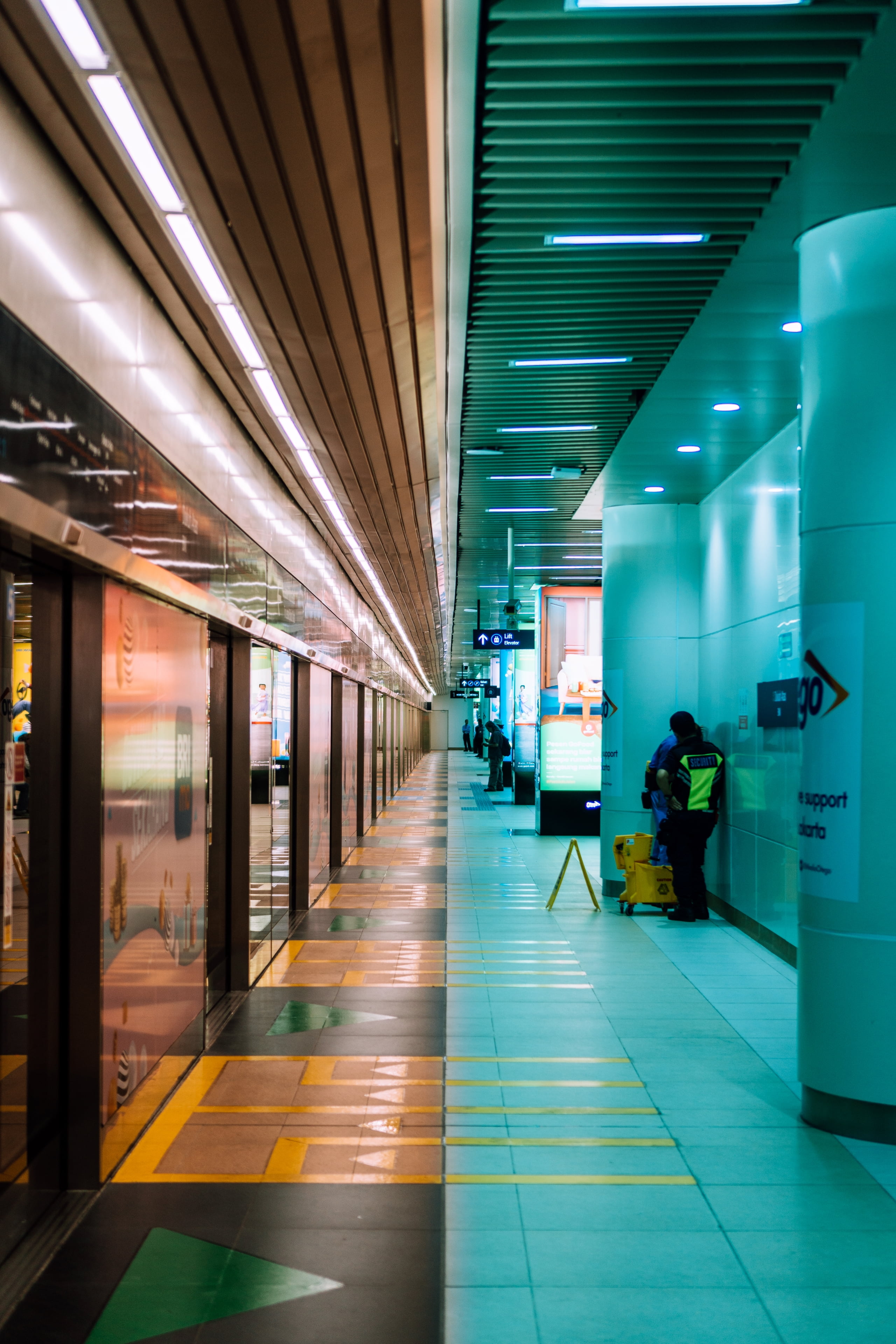 subway, building, Indonesia, skyline, architecture, 4K, Jakarta, city, Phone HD Wallpaper