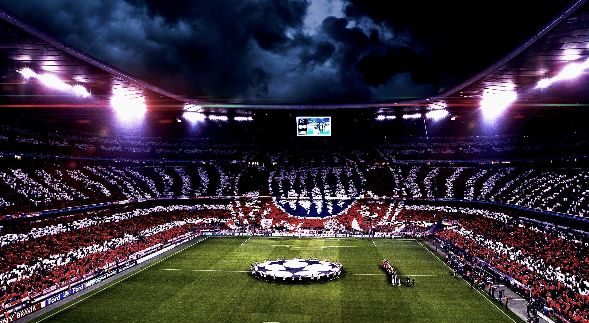 soccer field, people, arena, group of people, allianz, soccer, team sport, stadium, grass, crowd, competition, leisure activity, sky, Football, 1080P, HD Wallpaper