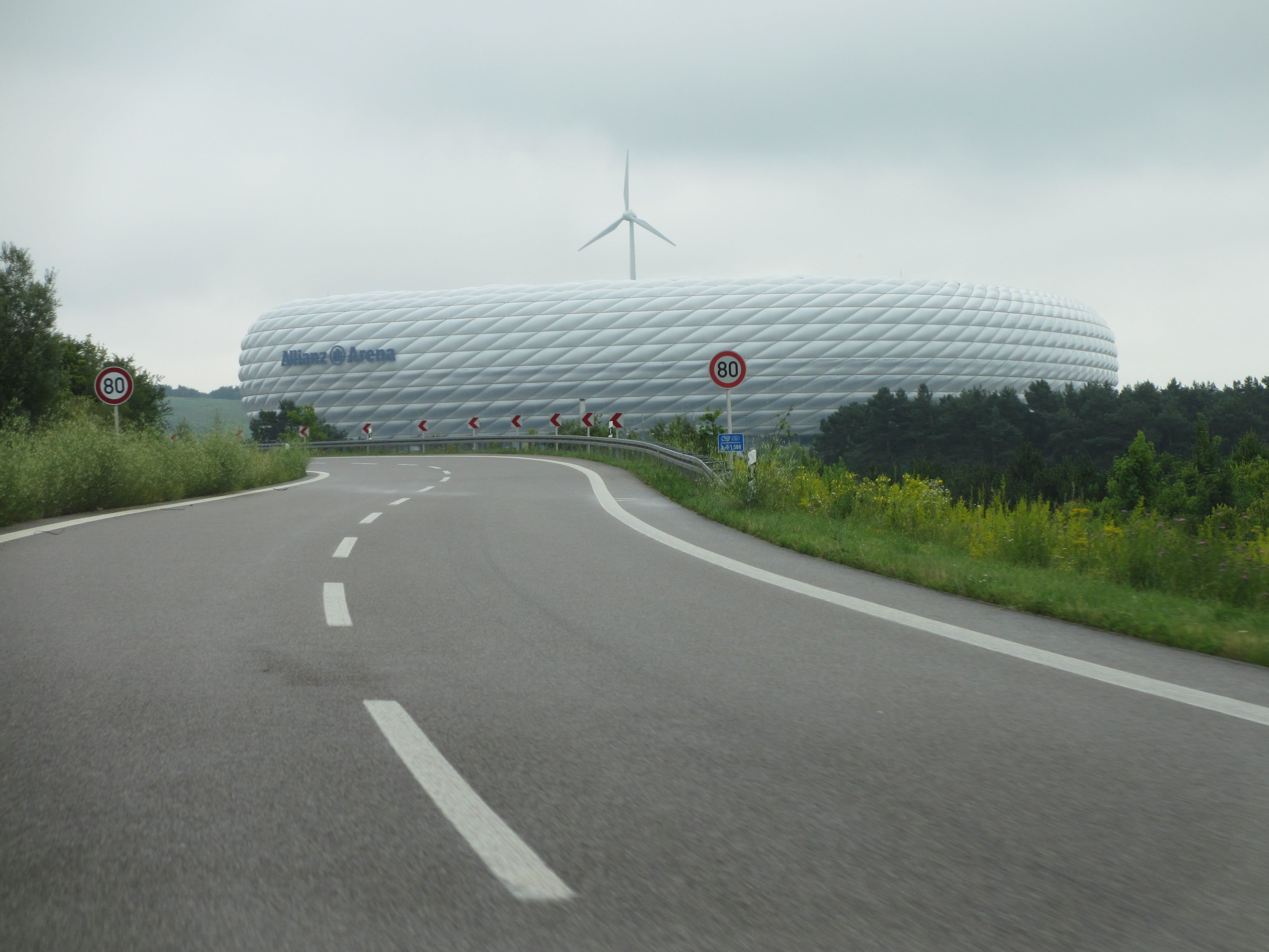 plant, renewable energy, outdoors, fc bayern munich, wind power, german, symbol, wind, wind turbine, sky, sustainable resources, architecture, road marking, HD Wallpaper