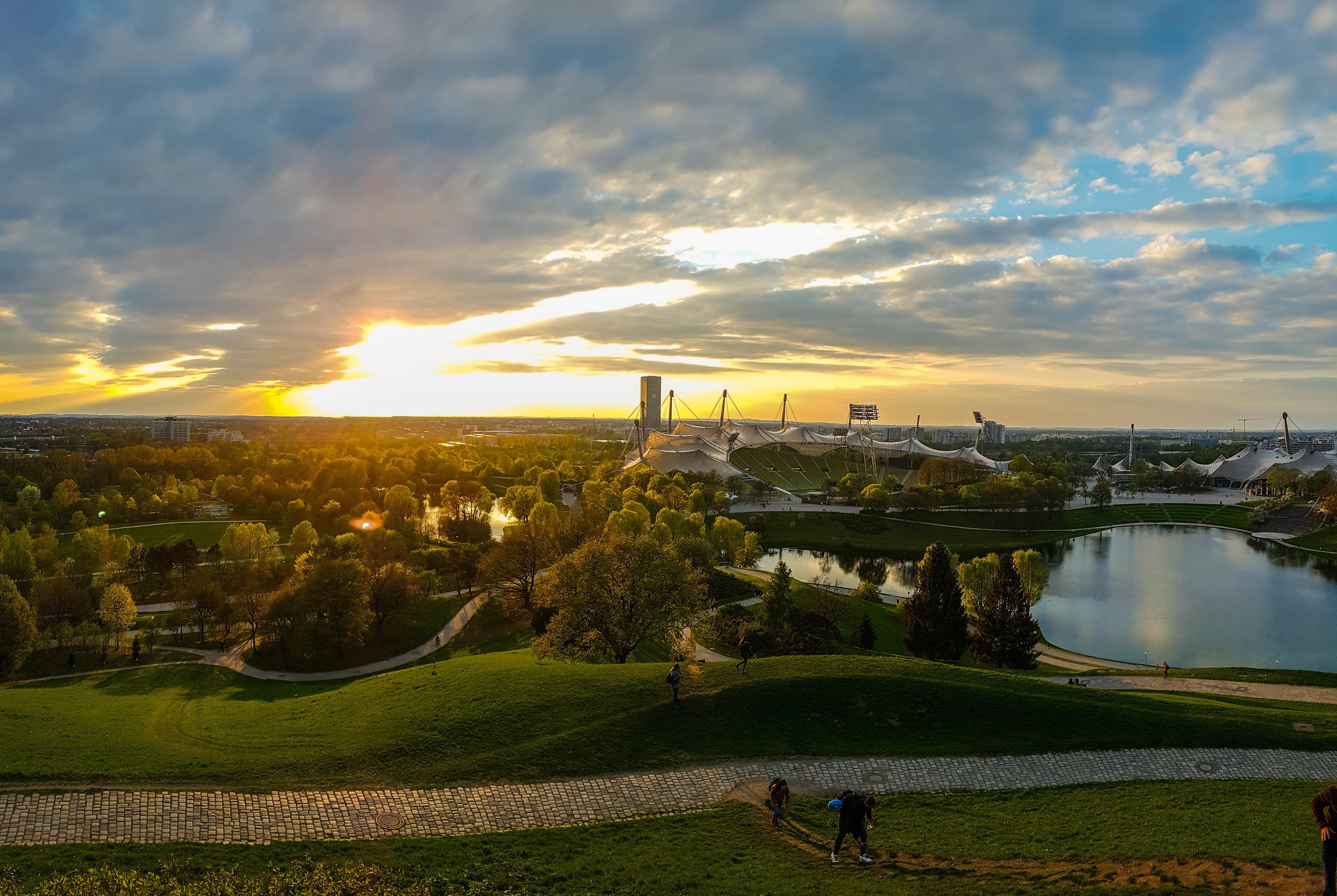 architecture, scenics - nature, germany, münchen, grass, sunset, water, built structure, outdoors, nature, munich, plant, lens flare, cloud - sky, clouds, HD Wallpaper