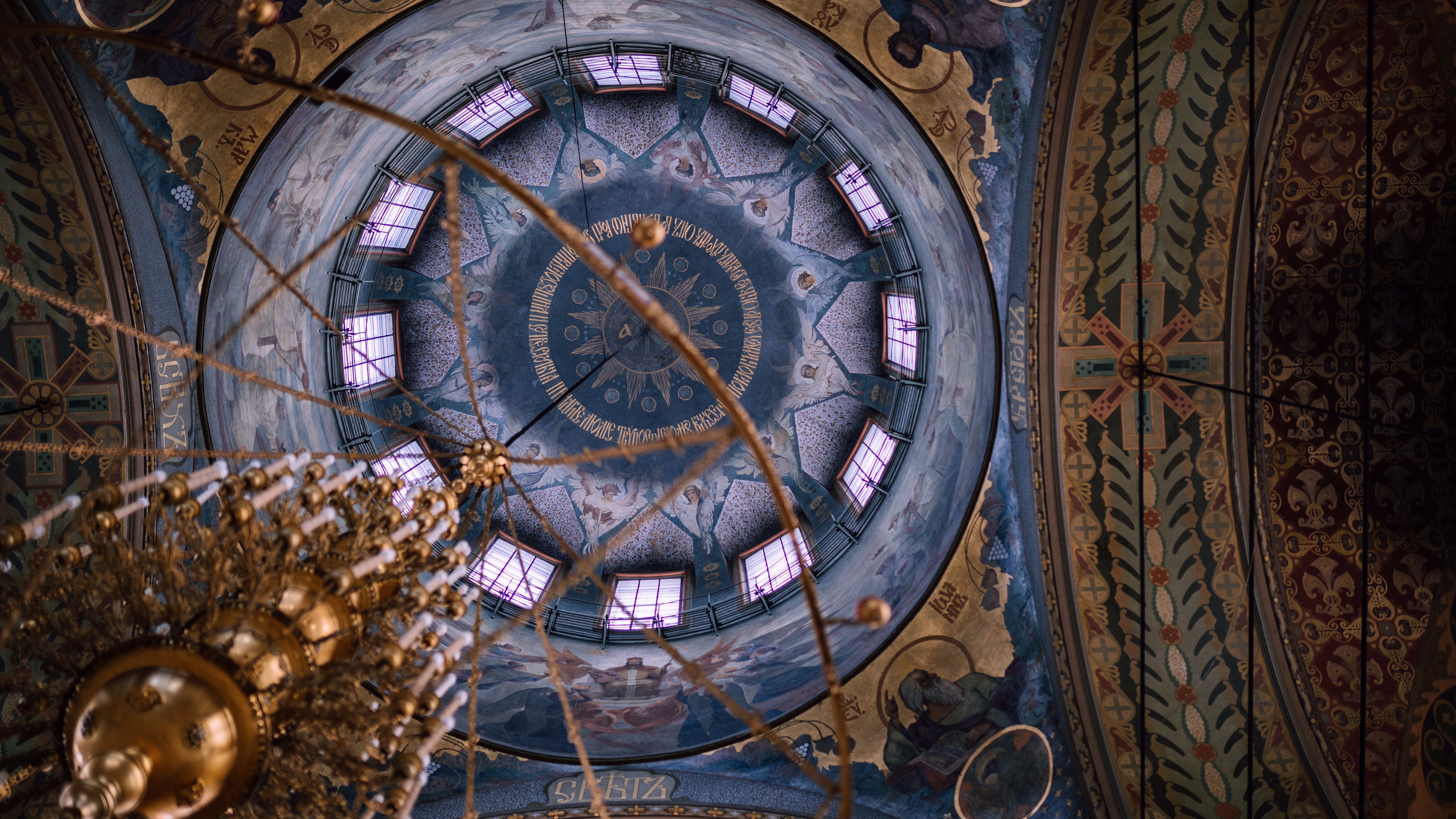 built structure, animal, analog clock, shape, the past, time, chandelier, antique, apse, art and craft, spirituality, low angle view, clock tower, russia, HD Wallpaper