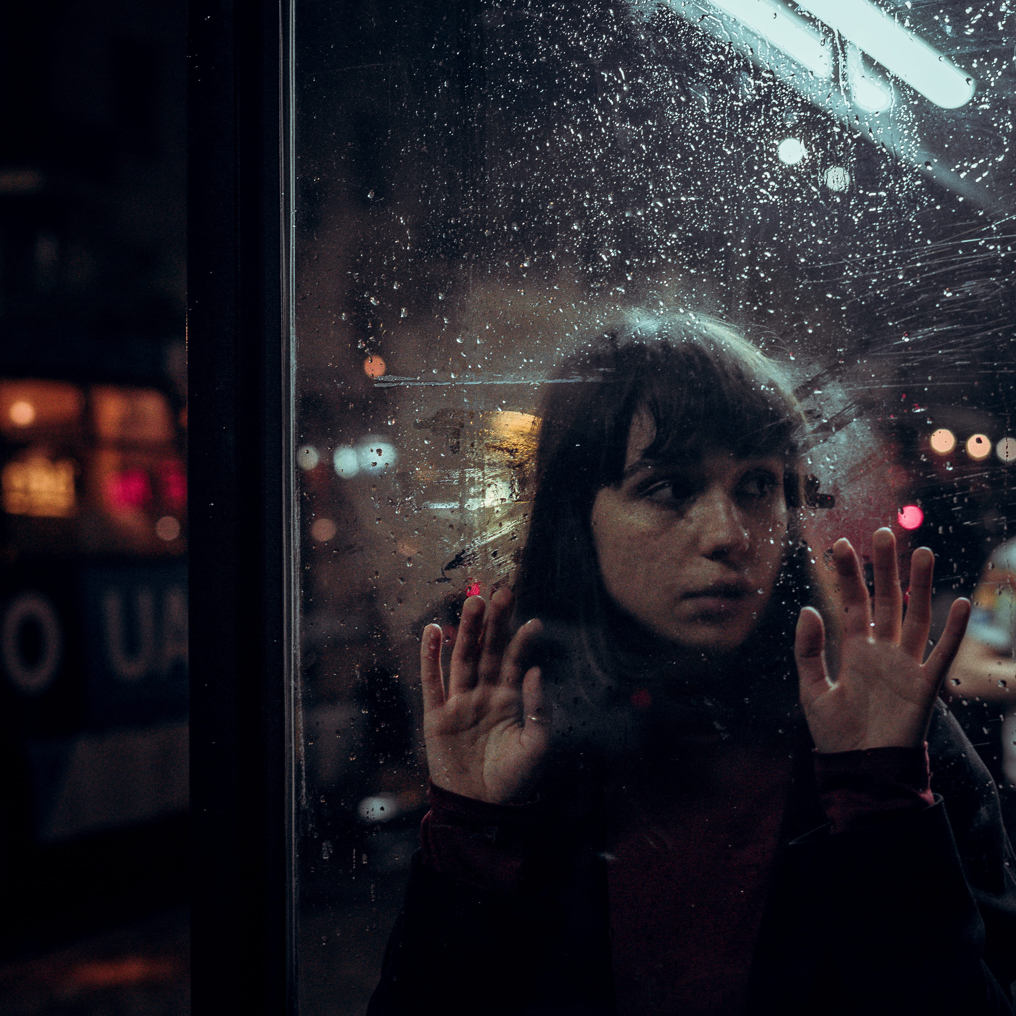 night life, glass, coat, hair, transparent, club, light, human, pub, hand, clothing, window, headshot, smoke, lifestyles, rain, portrait, looking, real people, Phone HD Wallpaper