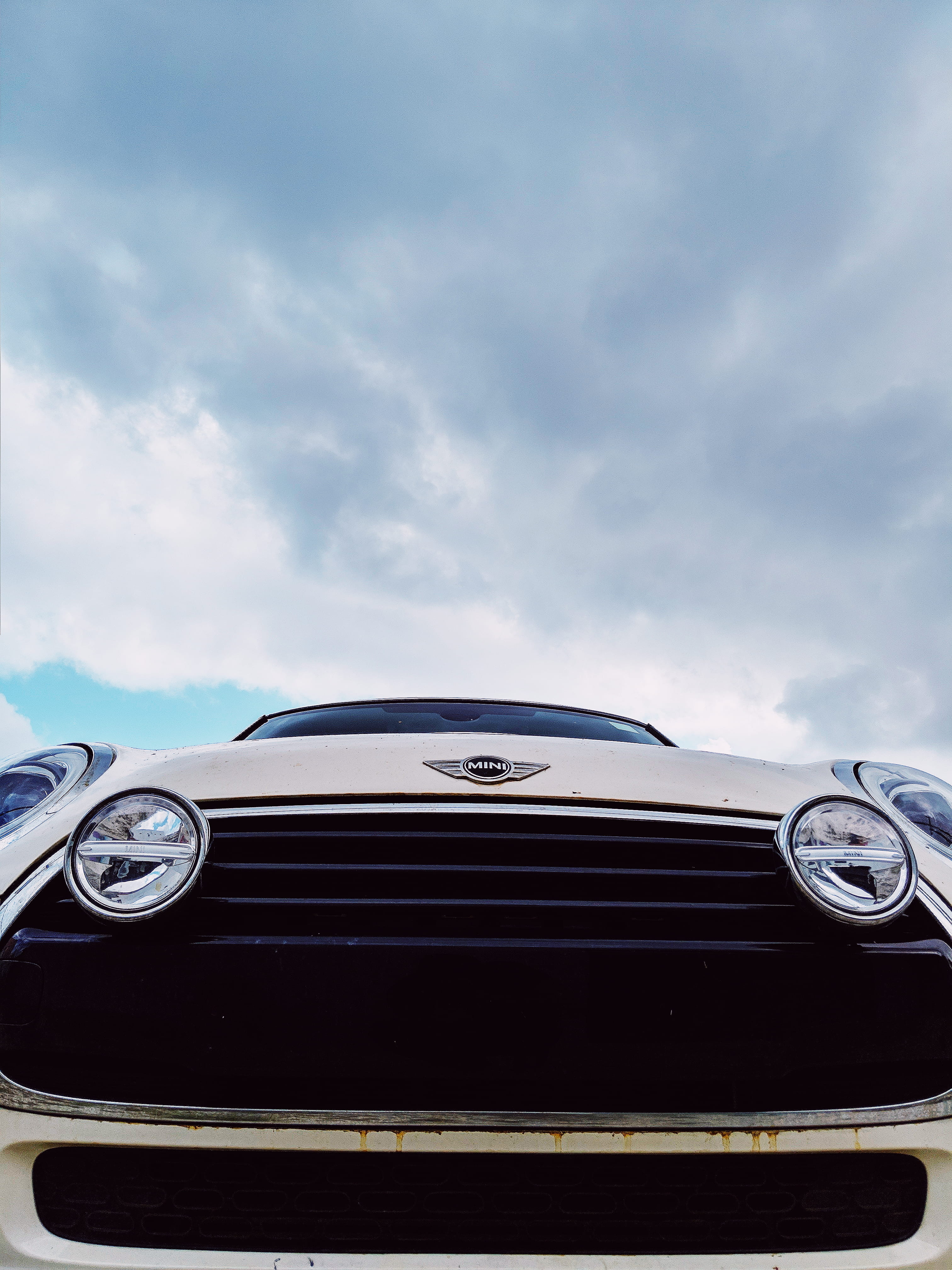car, luxury, outdoors, mode of transportation, day, machine, vehicle, land vehicle, blue, transportation, sky, chrome, car wheel, retro styled, automobile, Phone HD Wallpaper