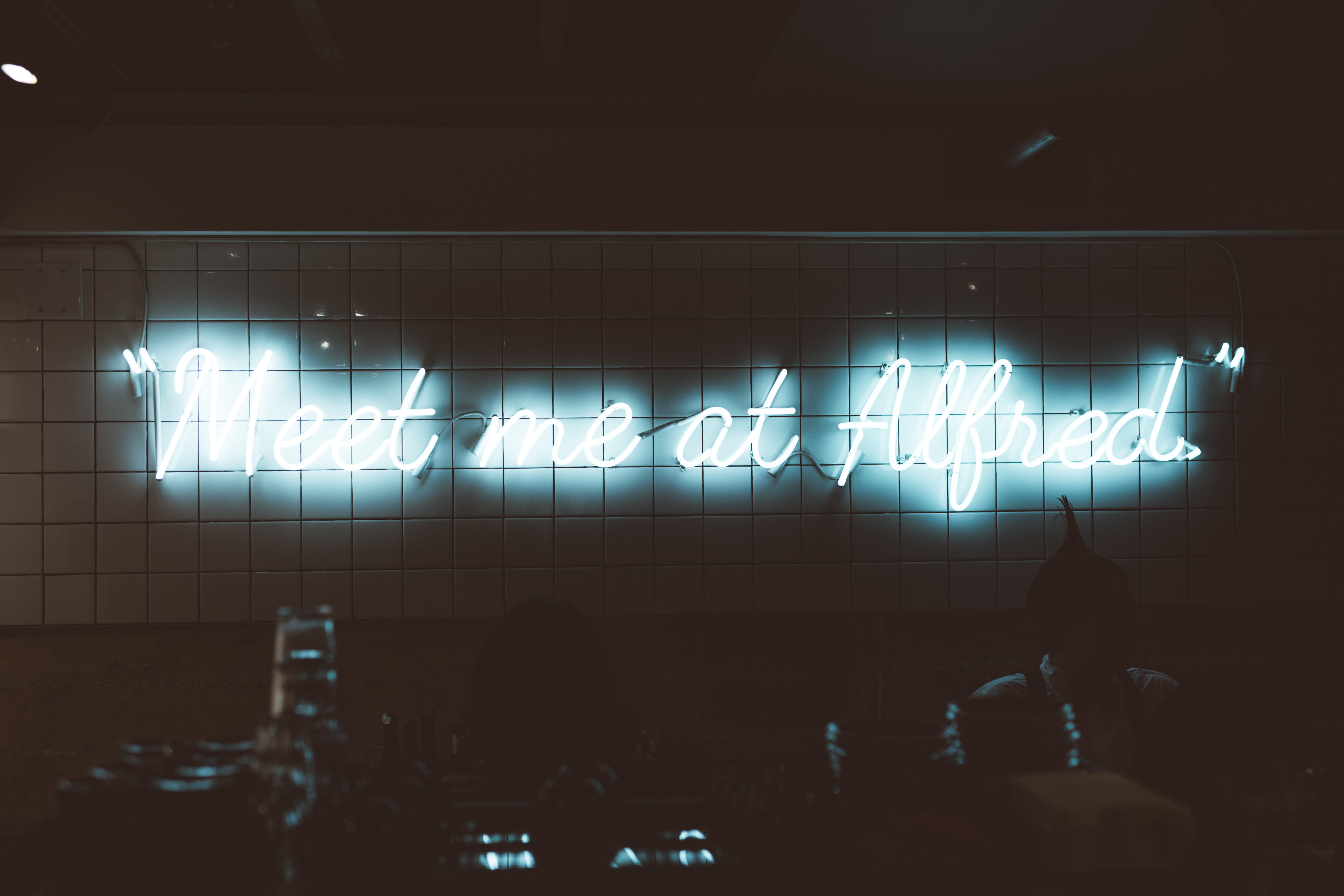 healthcare and medicine, 5K, bar counter, pub, amplifier, glowing, oscilloscope, pattern, alfred, night, lighting, meet, close-up, indoors, blue, nature, HD Wallpaper