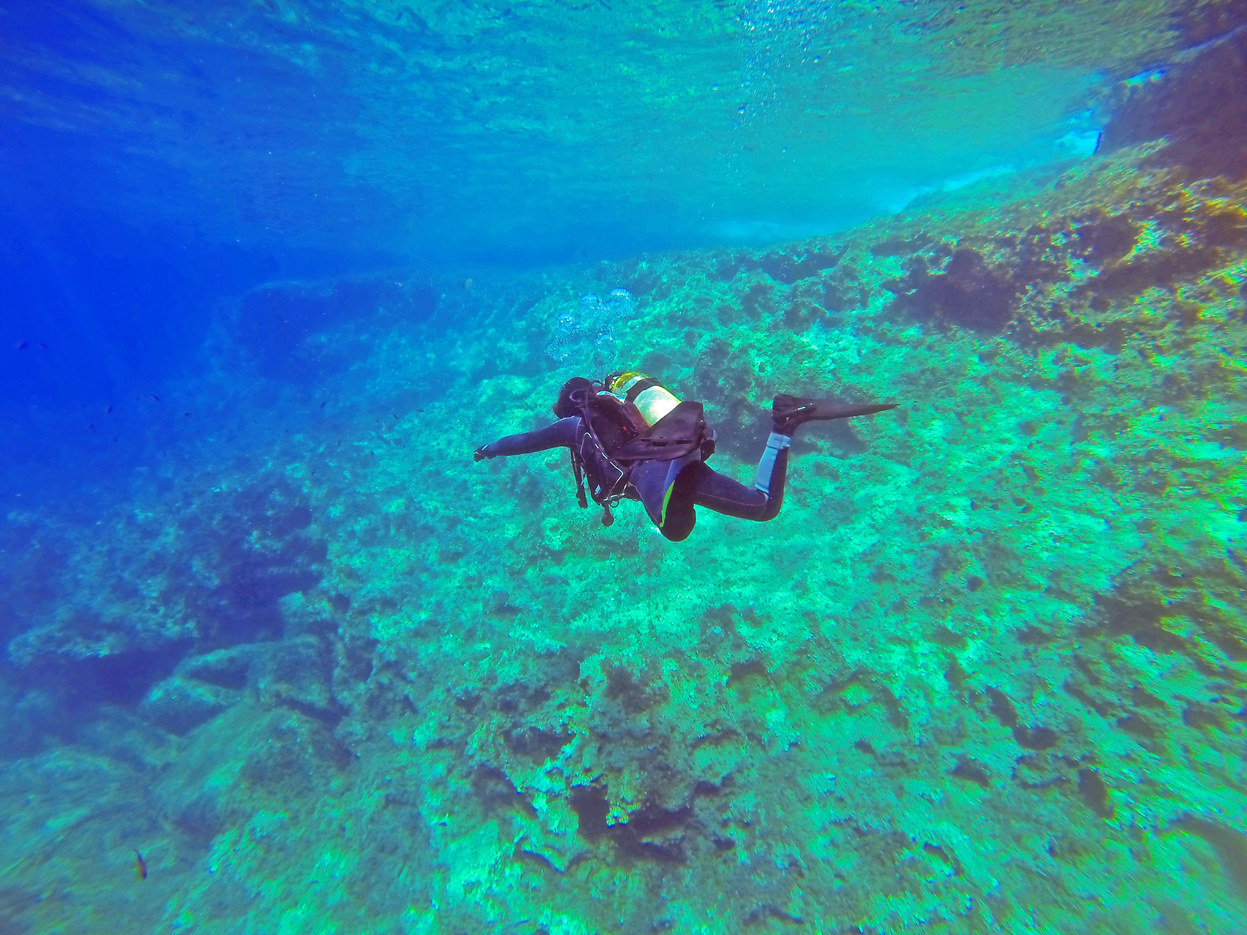 sunlight, aqualung, mediterranean, bcd, snorkeling, exploration, maltese, azure, men, photo, turquoise, hood, diving Into Water, cirkewwa, equipment, rocky, HD Wallpaper